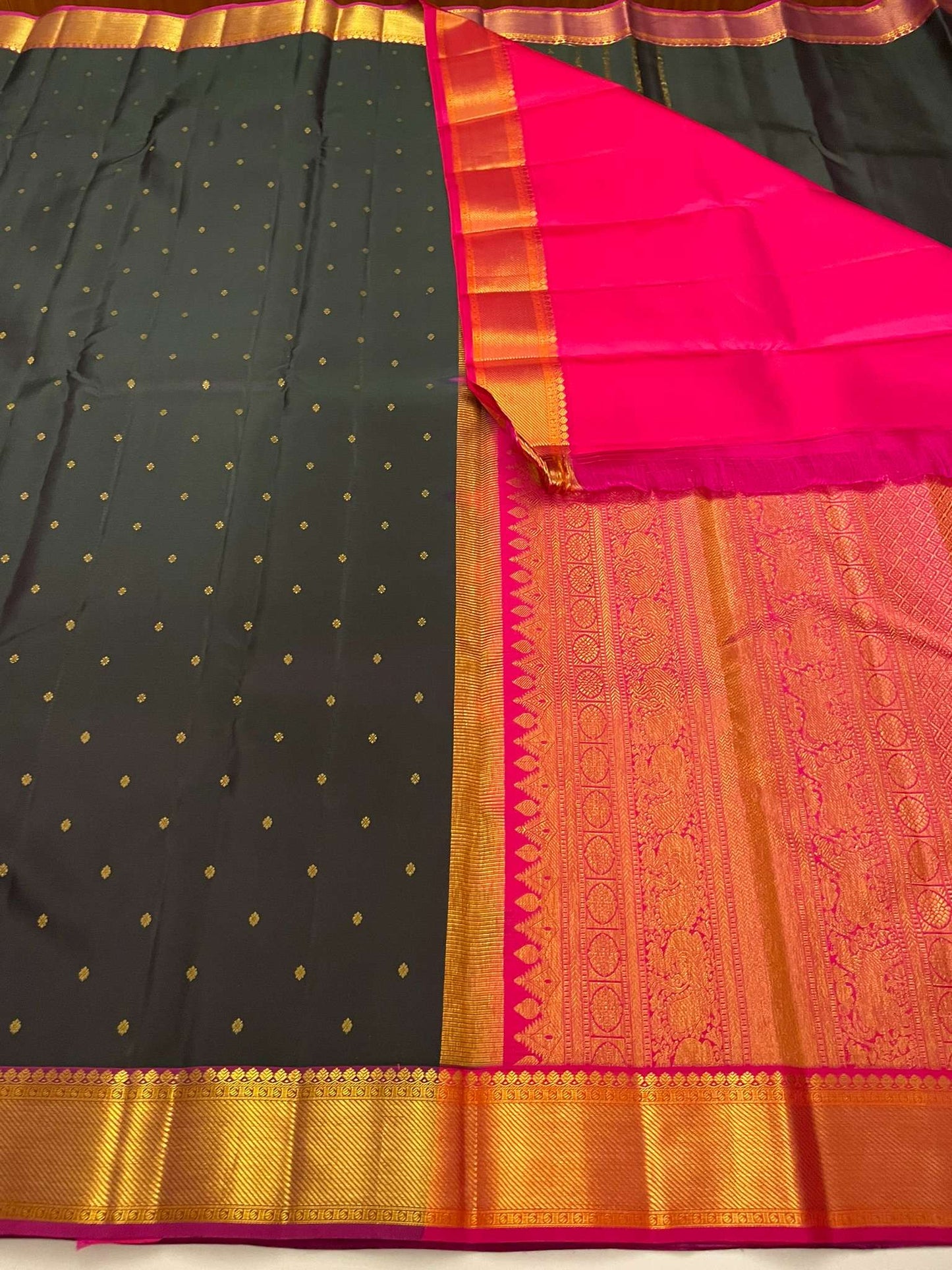 Kanchivaram Silk SBE208L8-9 By SRISHTA