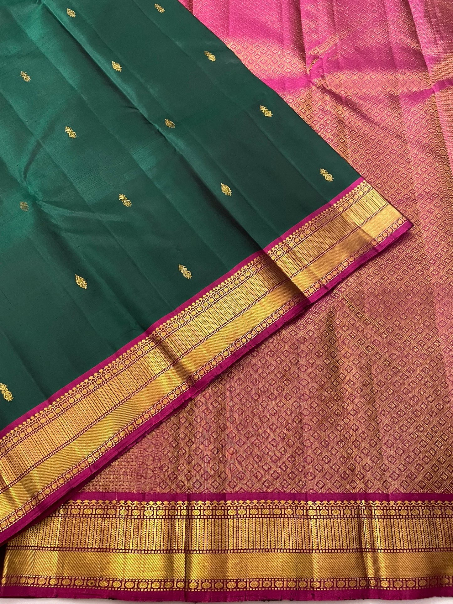 Kanchivaram Silk SBE211L3-1 By SRISHTA