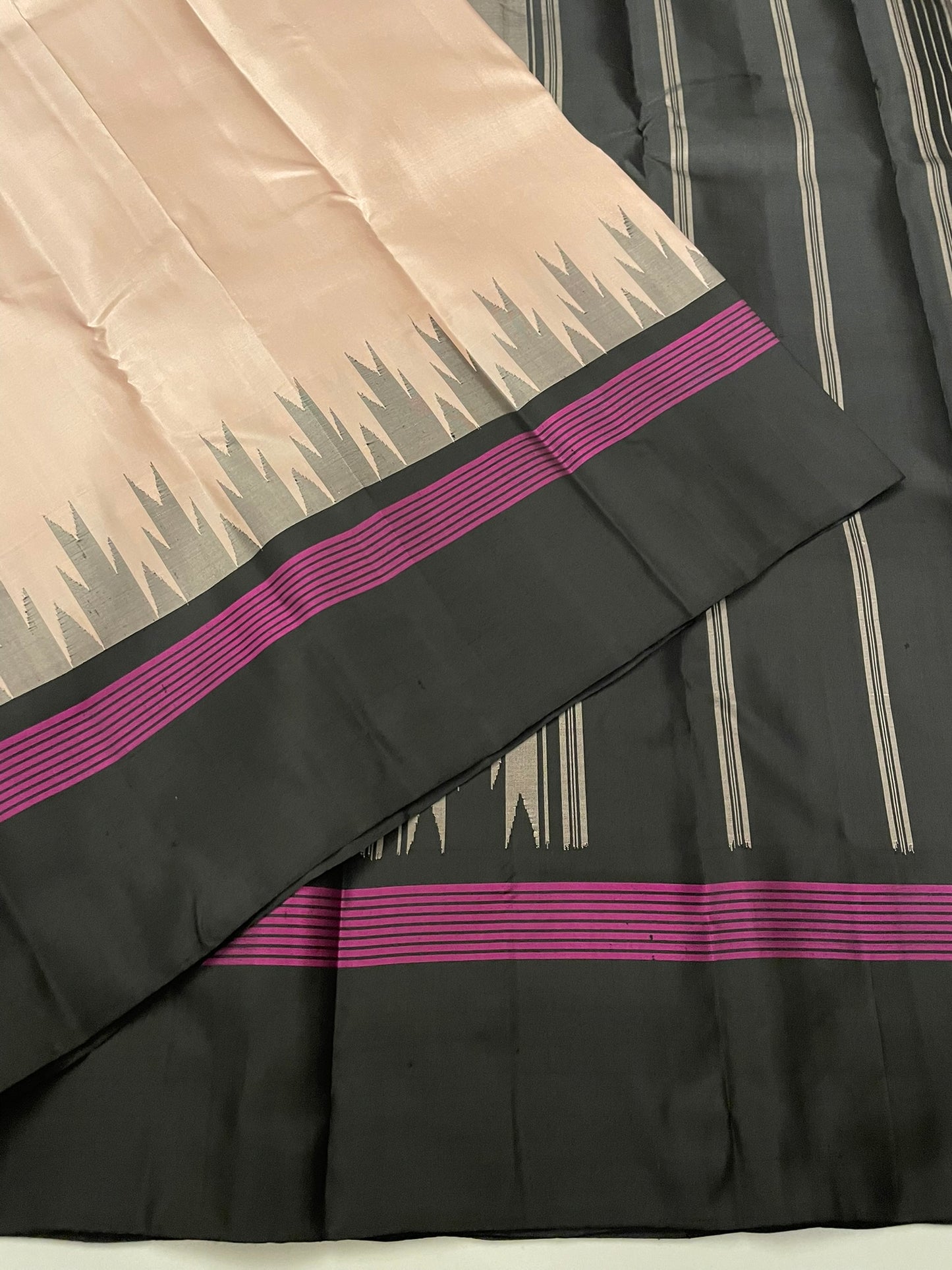 Kanchivaram Silk SBE214L2-1 By SRISHTA