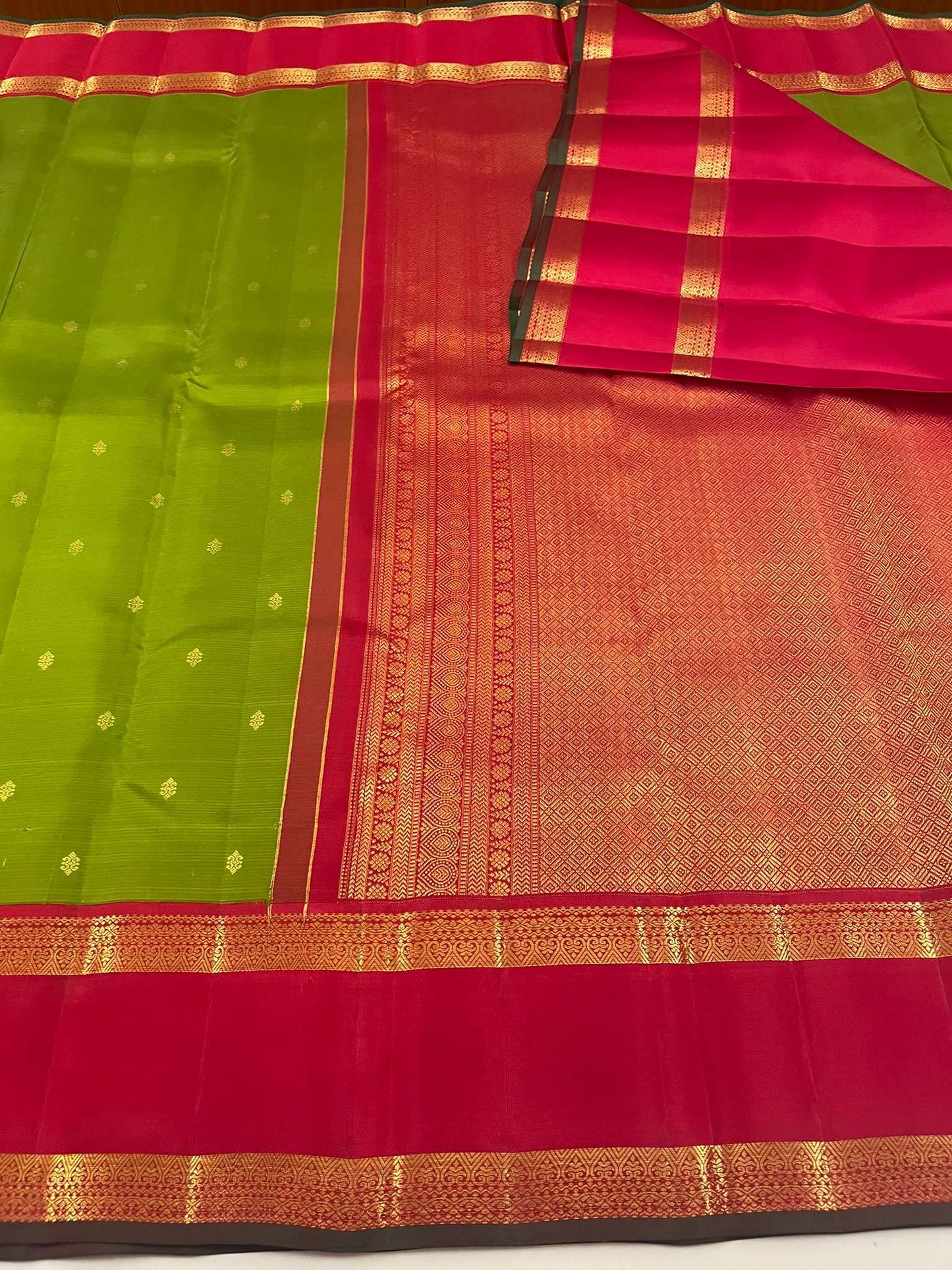 Kanchivaram Silk SBE282C14-3 By SRISHTA