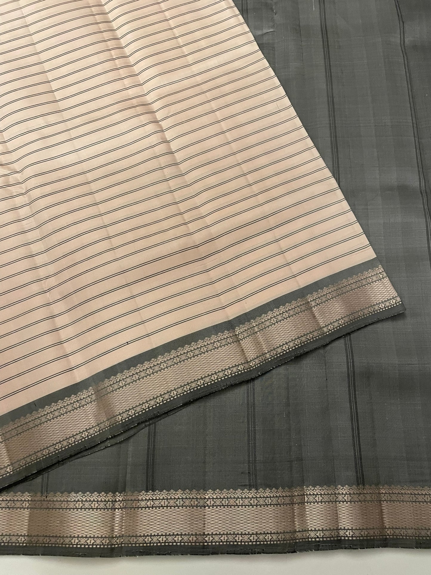 Kanchivaram Silk SBE217L2-1 By SRISHTA