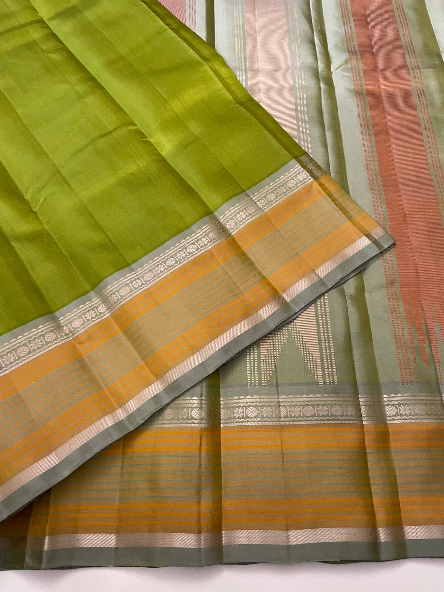 Kanchivaram Silk SBE217L2-2 By SRISHTA