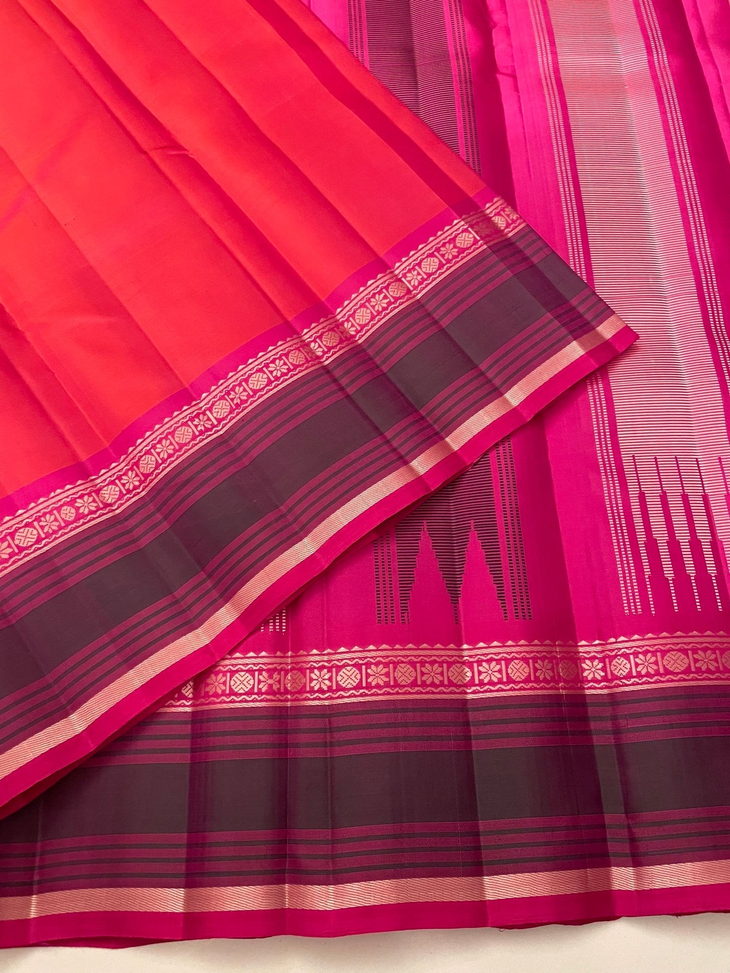 Kanchivaram Silk SBE217L2-5 By SRISHTA