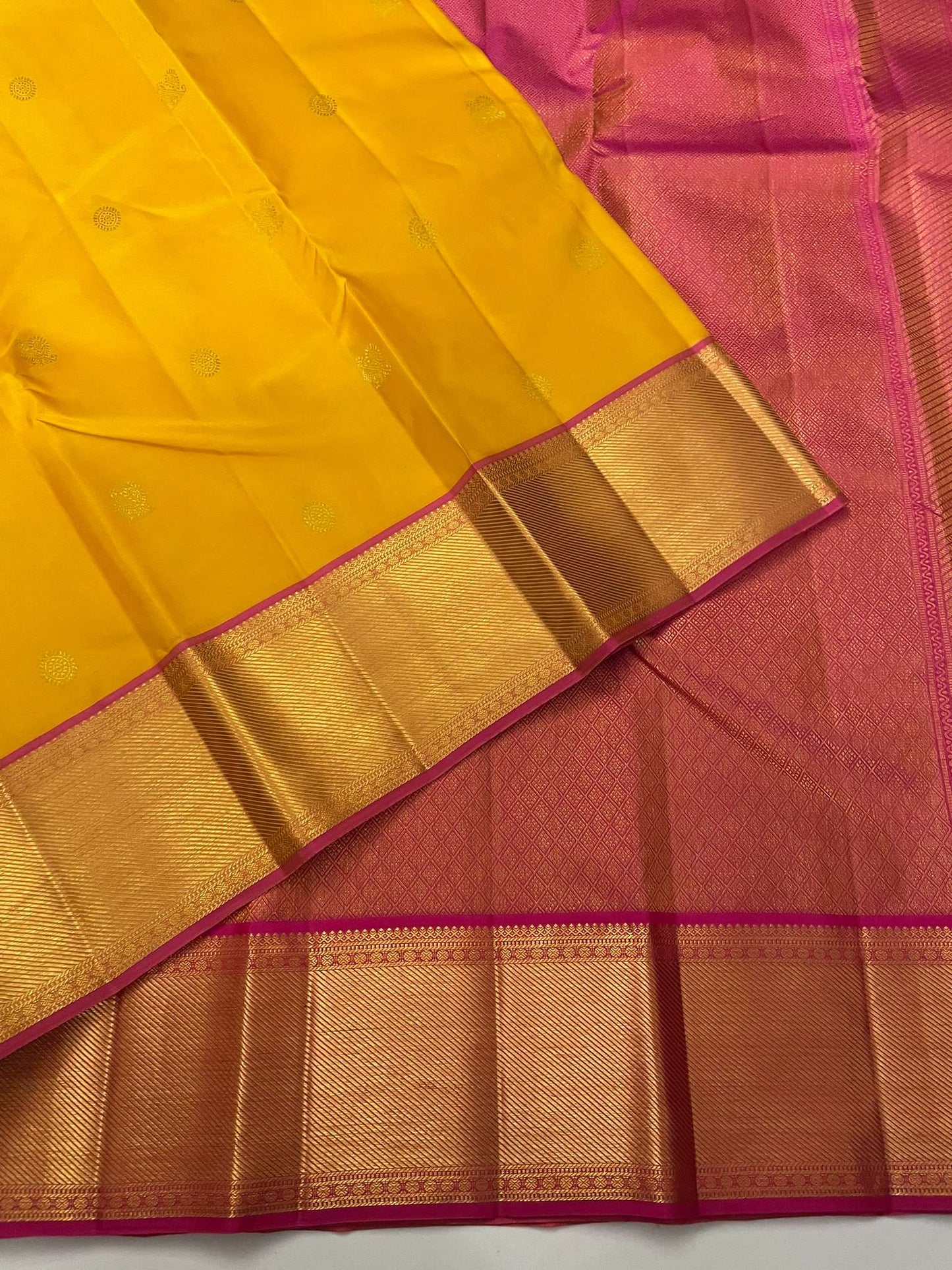 Kanchivaram Silk SBE218L12-7 By SRISHTA