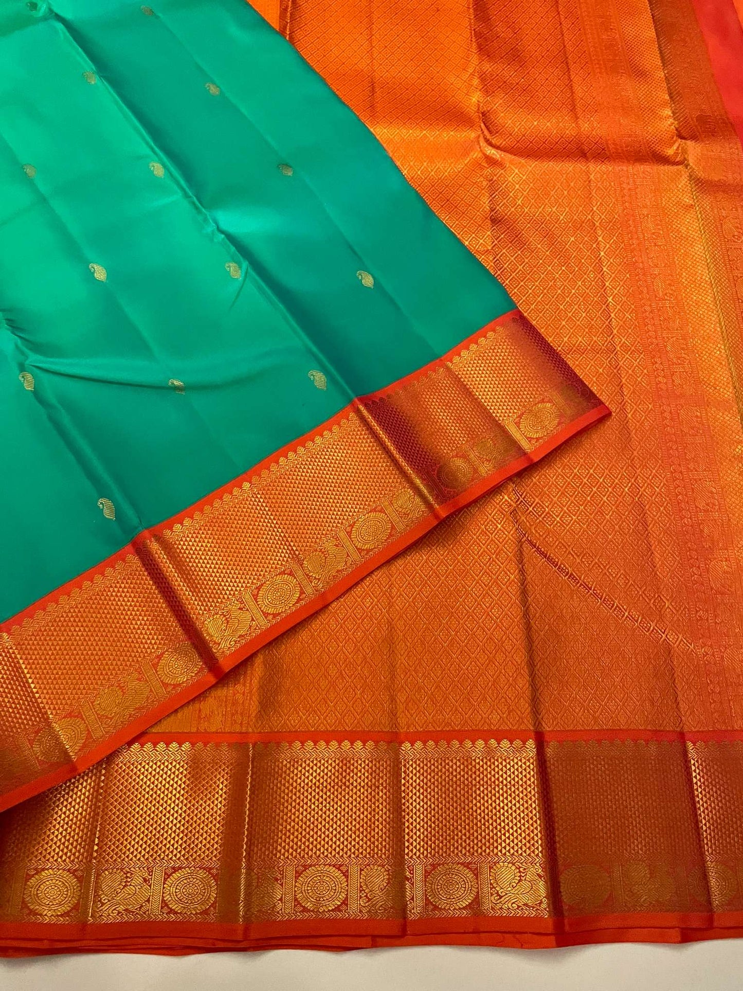 Kanchivaram Silk SBE218L8-10 By SRISHTA