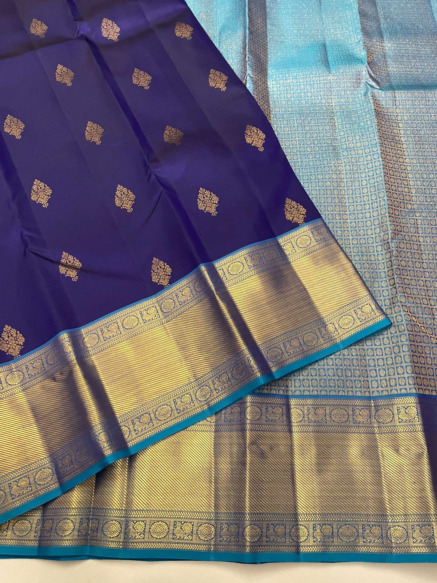 Kanchivaram Silk SBE218L11-5 By SRISHTA
