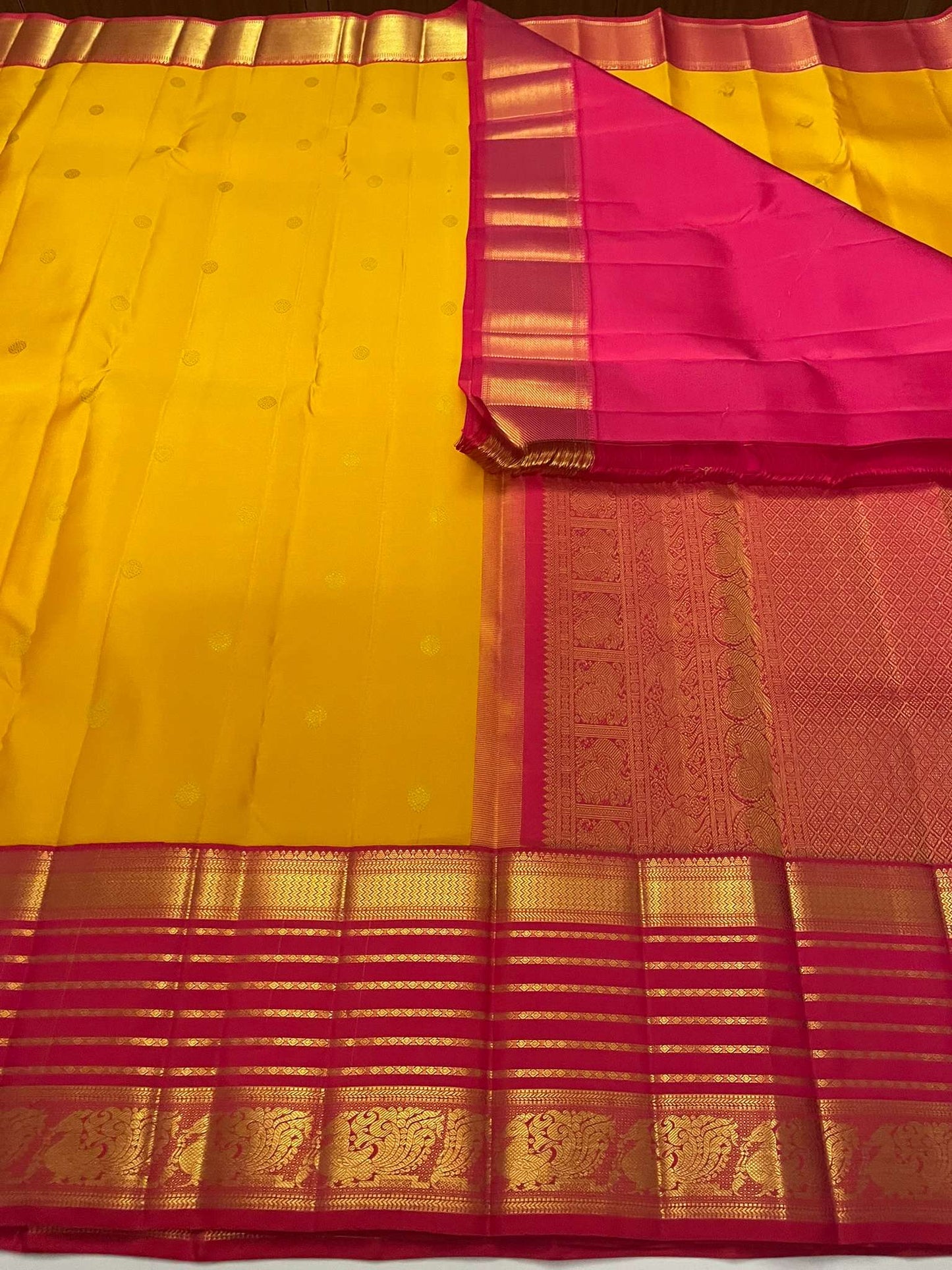 Kanchivaram Silk SBE218L2-15 By SRISHTA