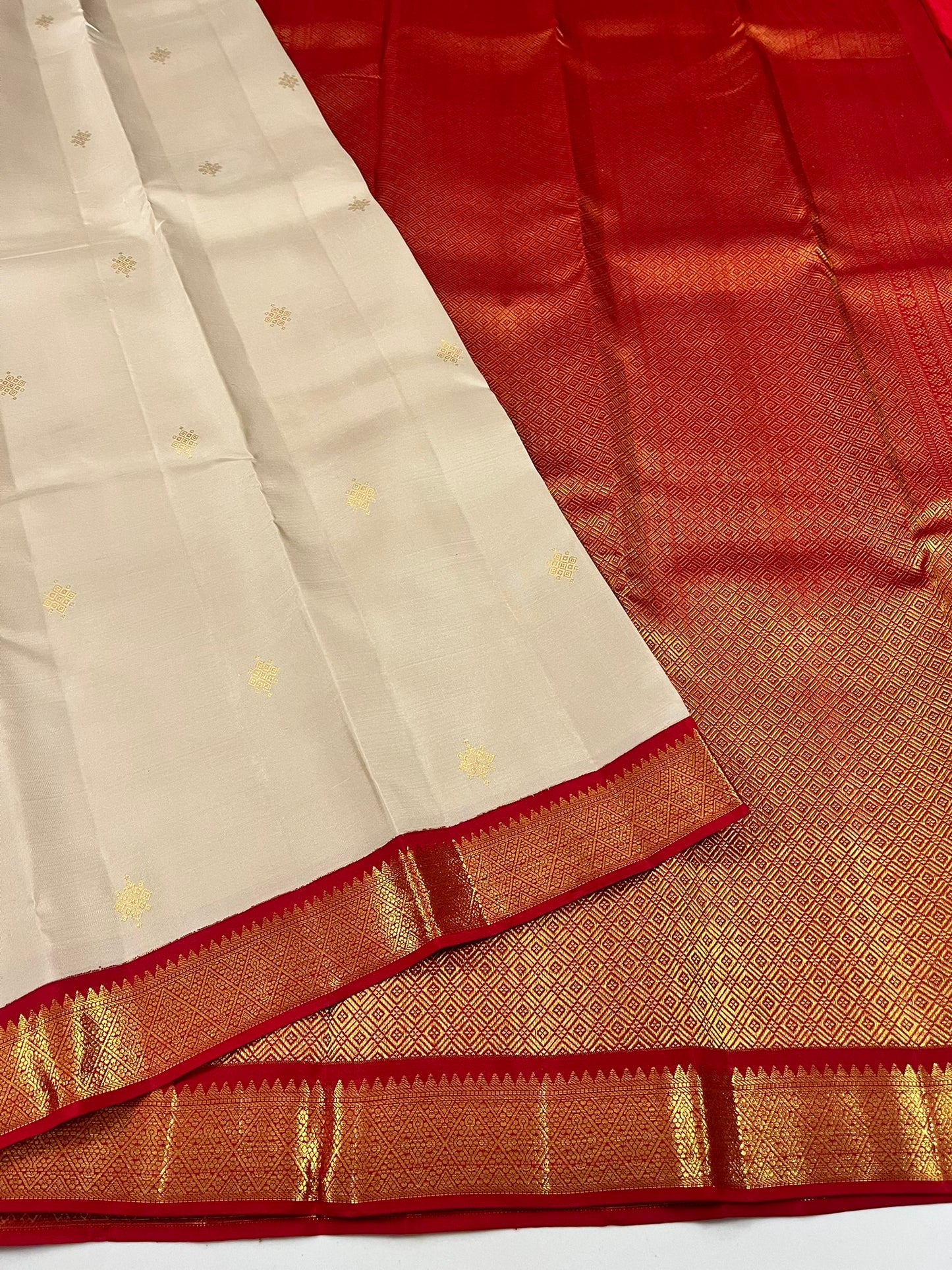 Kanchivaram Silk SBF98H2-2 By SRISHTA