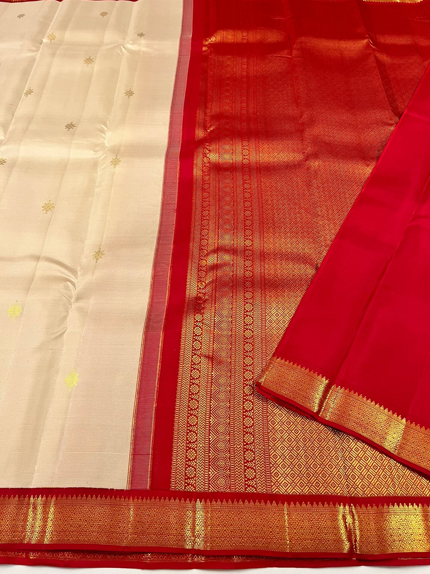 Kanchivaram Silk SBF98H2-2 By SRISHTA