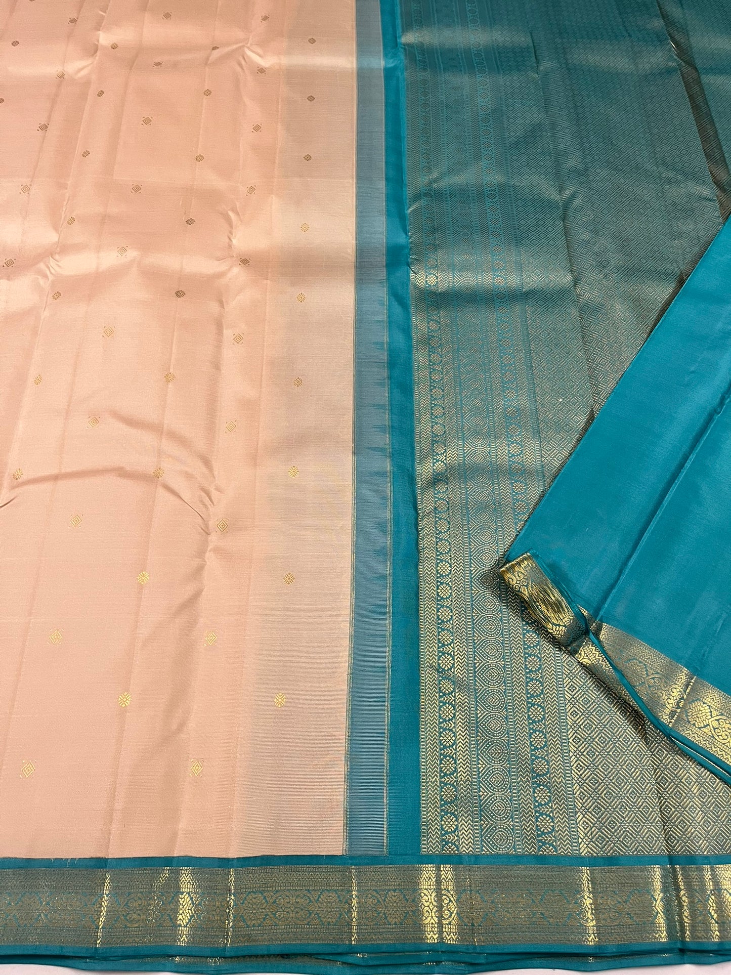 Kanchivaram Silk SBF98H2-1 By SRISHTA