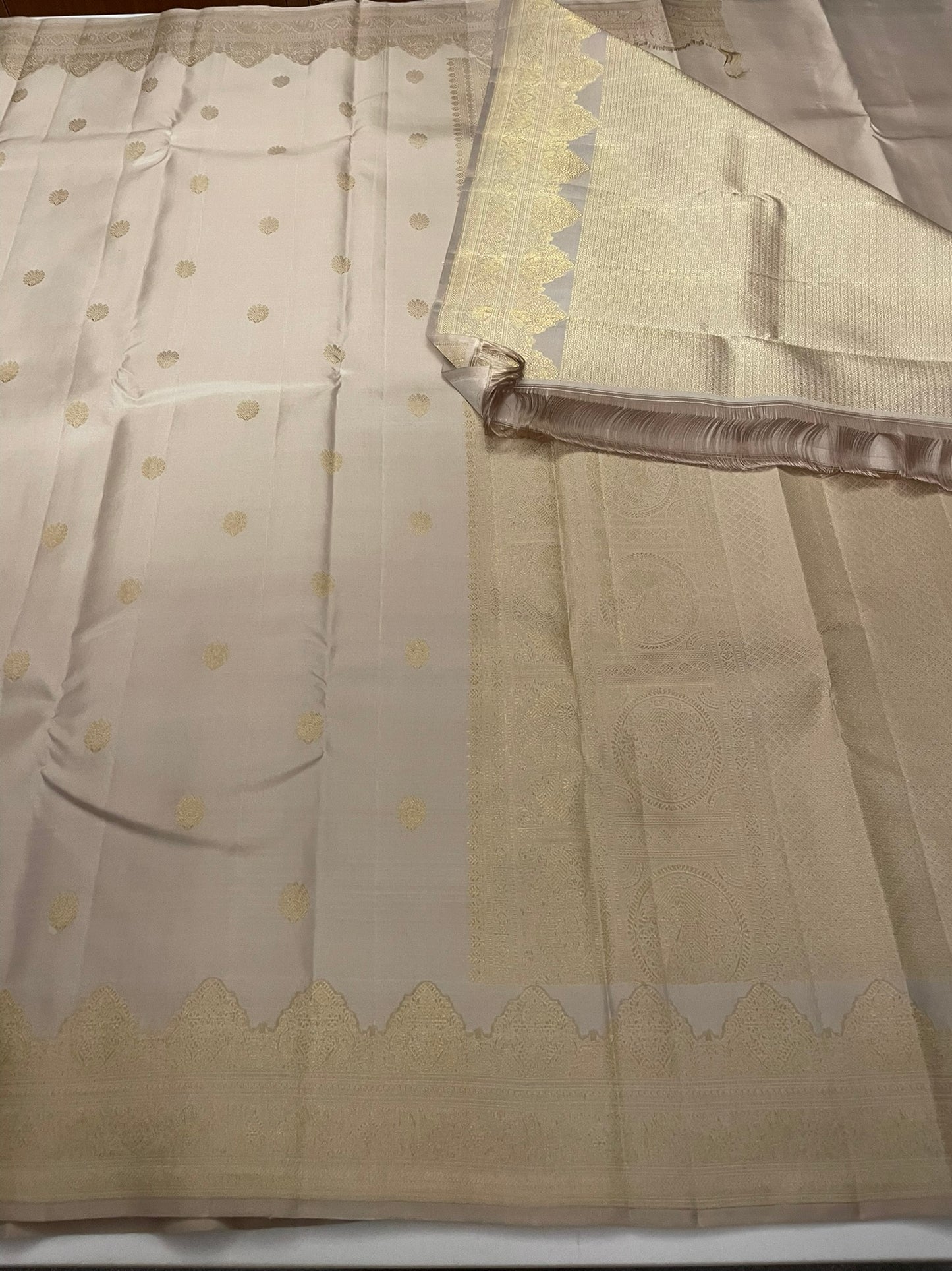Kanchivaram Silk SBE218L8-18 By SRISHTA