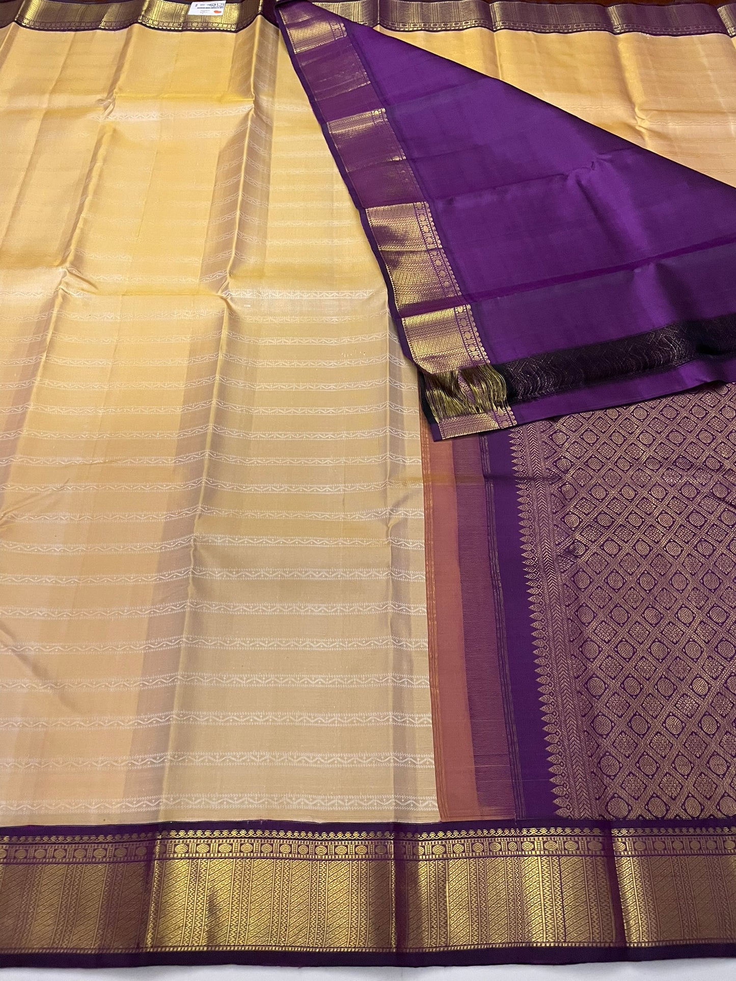 Kanchivaram Silk SBE219L15-1 By SRISHTA