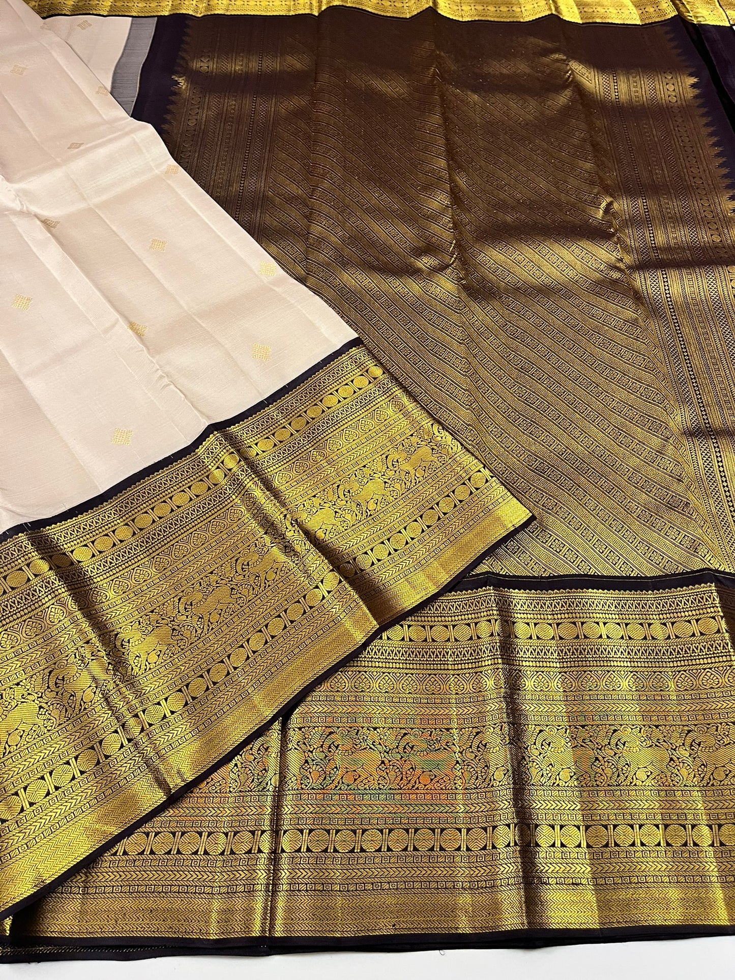 Kanchivaram Silk SBF98H18-4 By SRISHTA