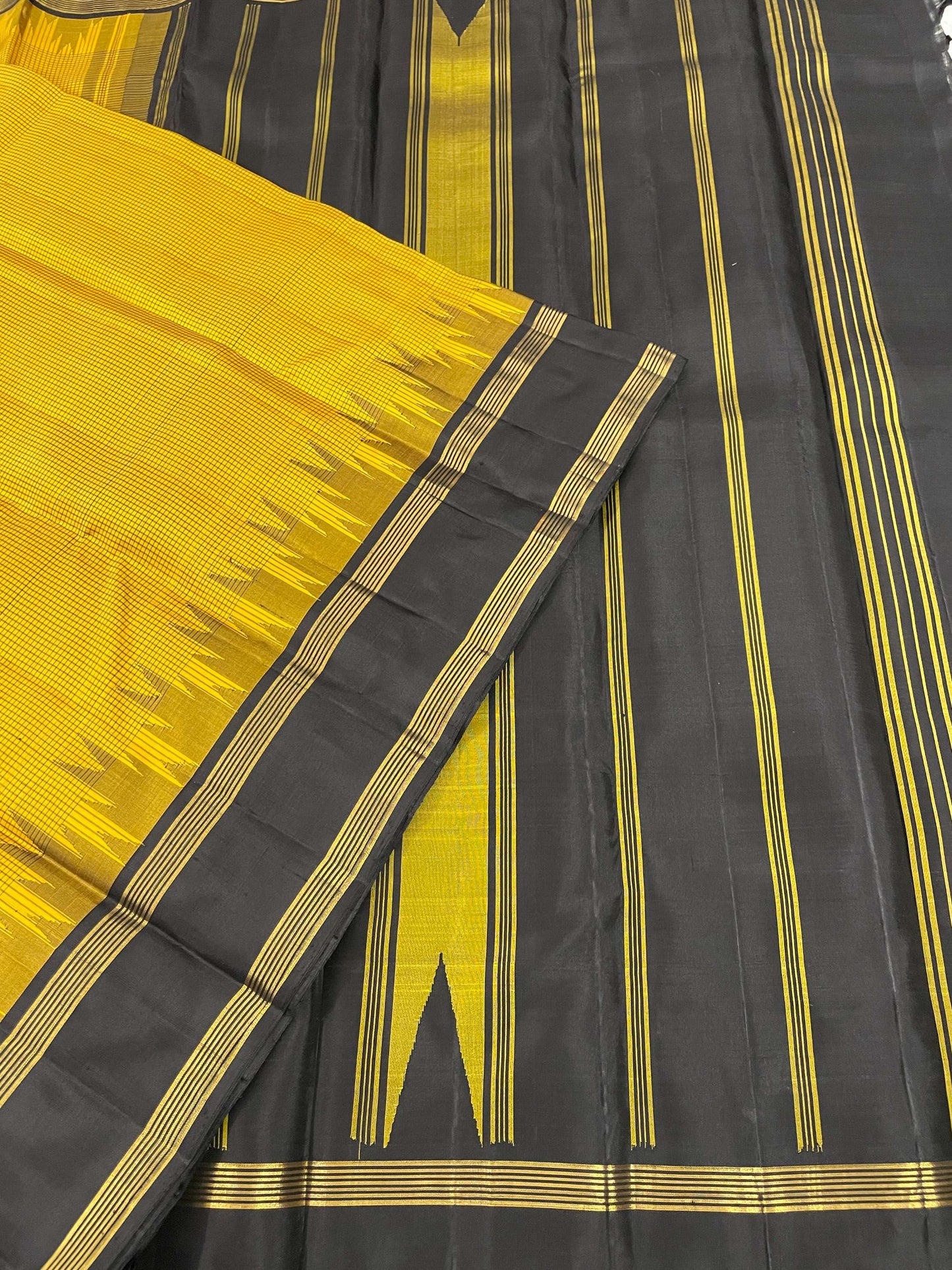 Kanchivaram Silk SBF72G3-2 By SRISHTA