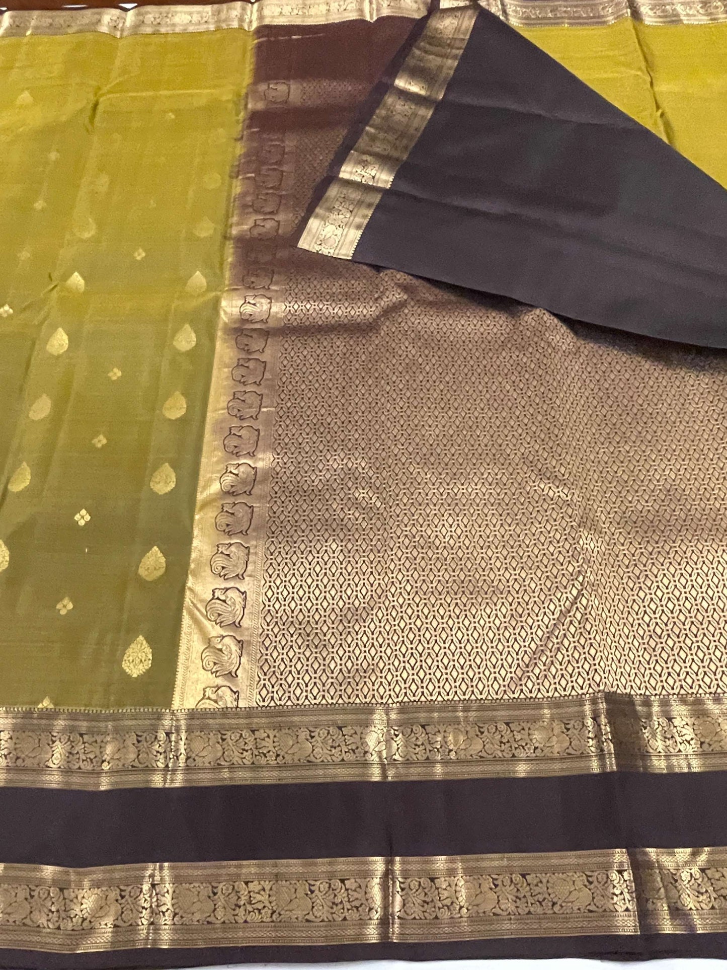 Kanchivaram Silk SBF76G3-9 By SRISHTA