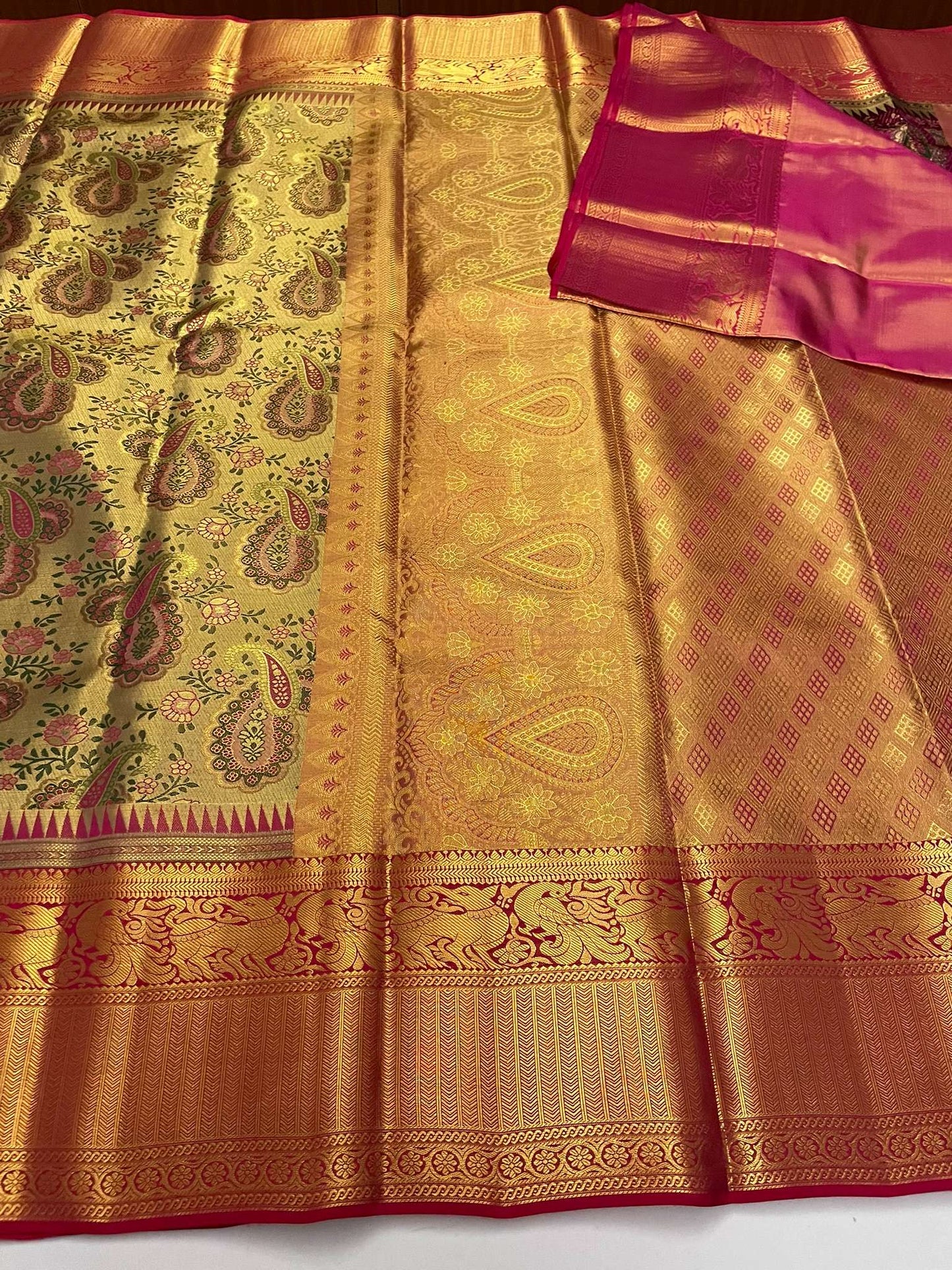 Kanchivaram Silk SBE113I6-1 By SRISHTA