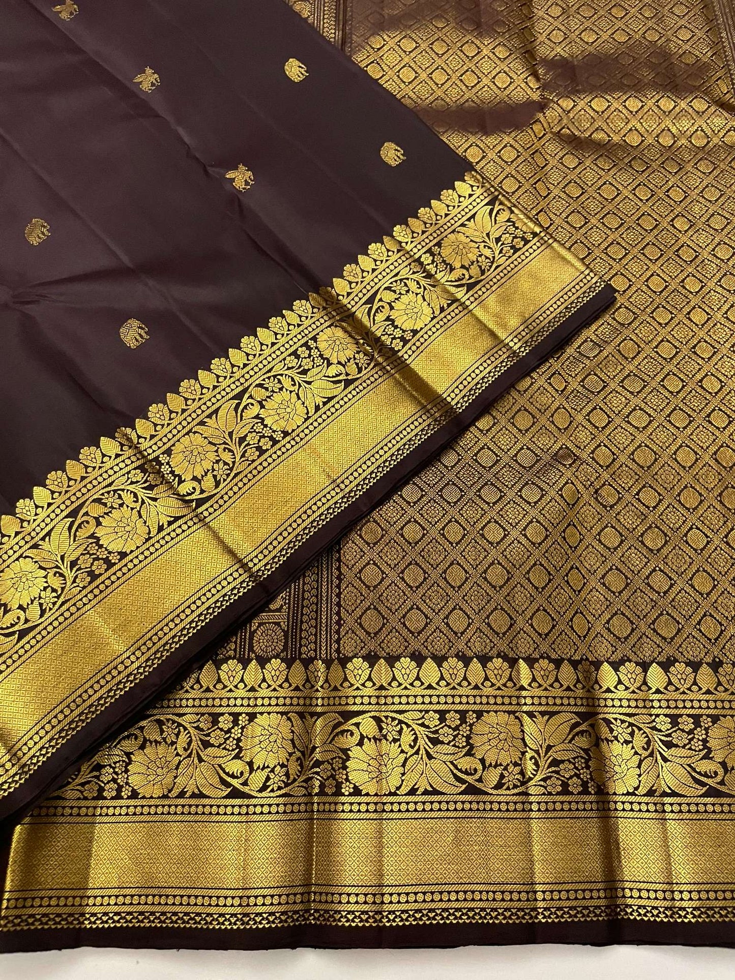 Kanchivaram Silk SBE117I7-1 By SRISHTA