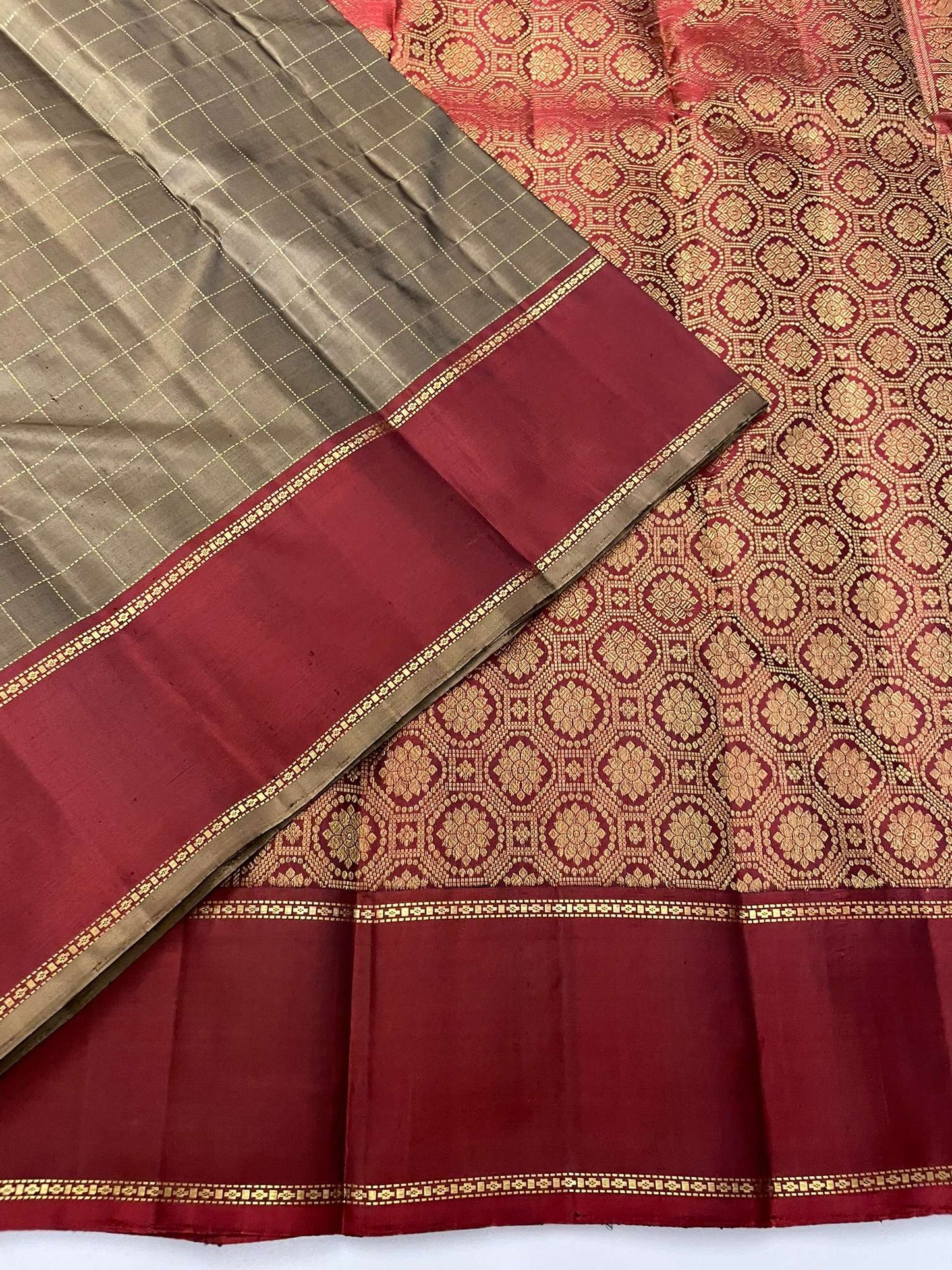 Kanchivaram Silk SBE117I5-1 By SRISHTA