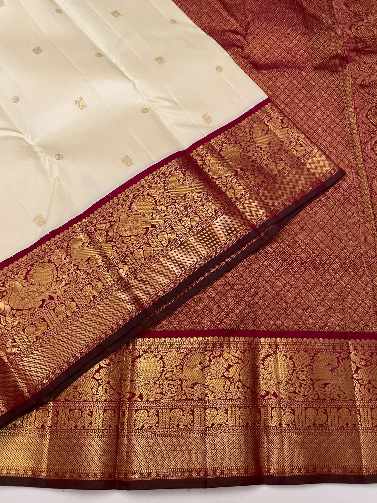 Kanchivaram Silk SBE118I5-1 By SRISHTA