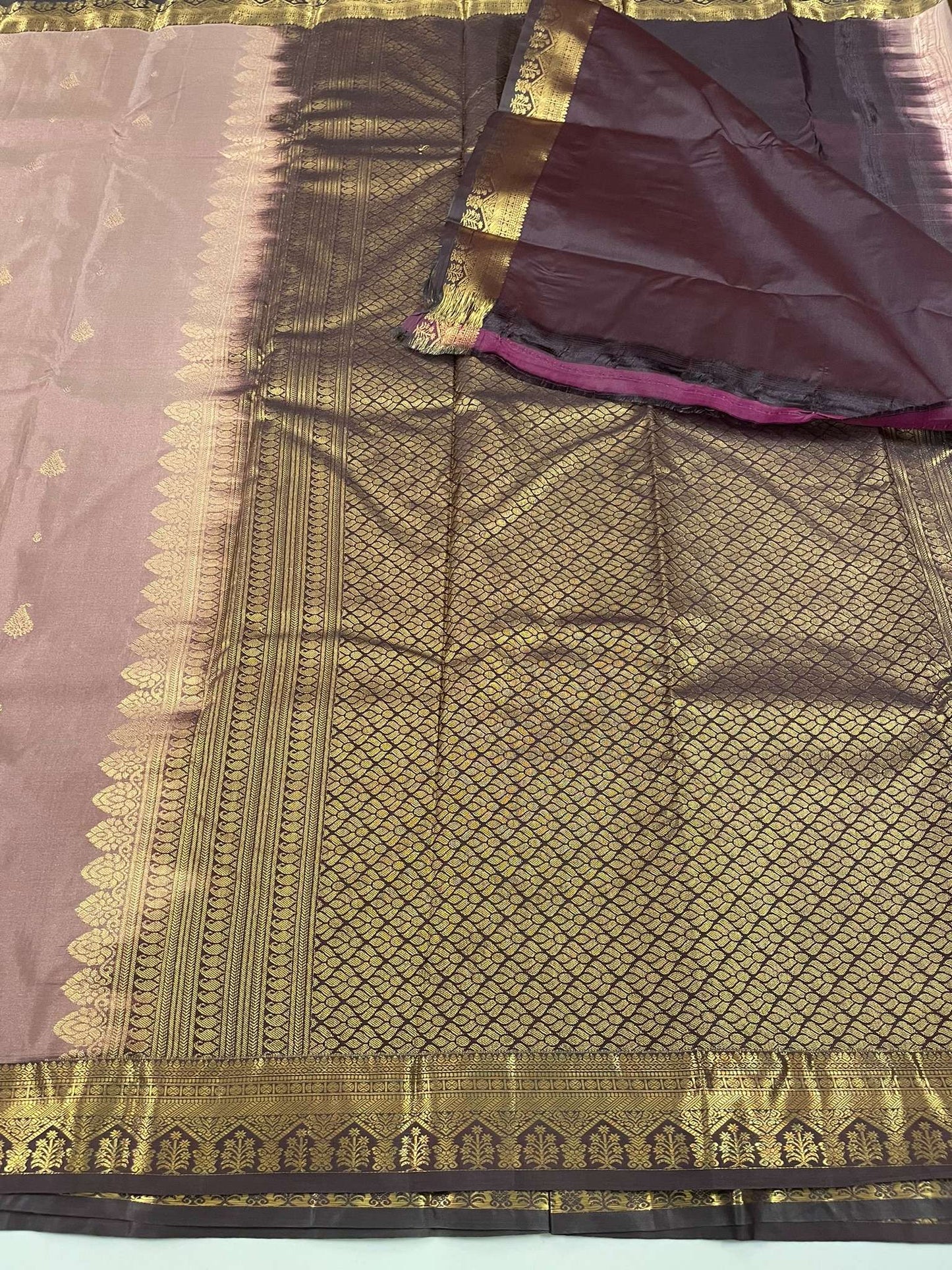 Gift Saree SBF6D1-78 By SRISHTA