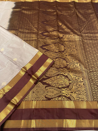 Gift Saree SBF6D1-40 By SRISHTA