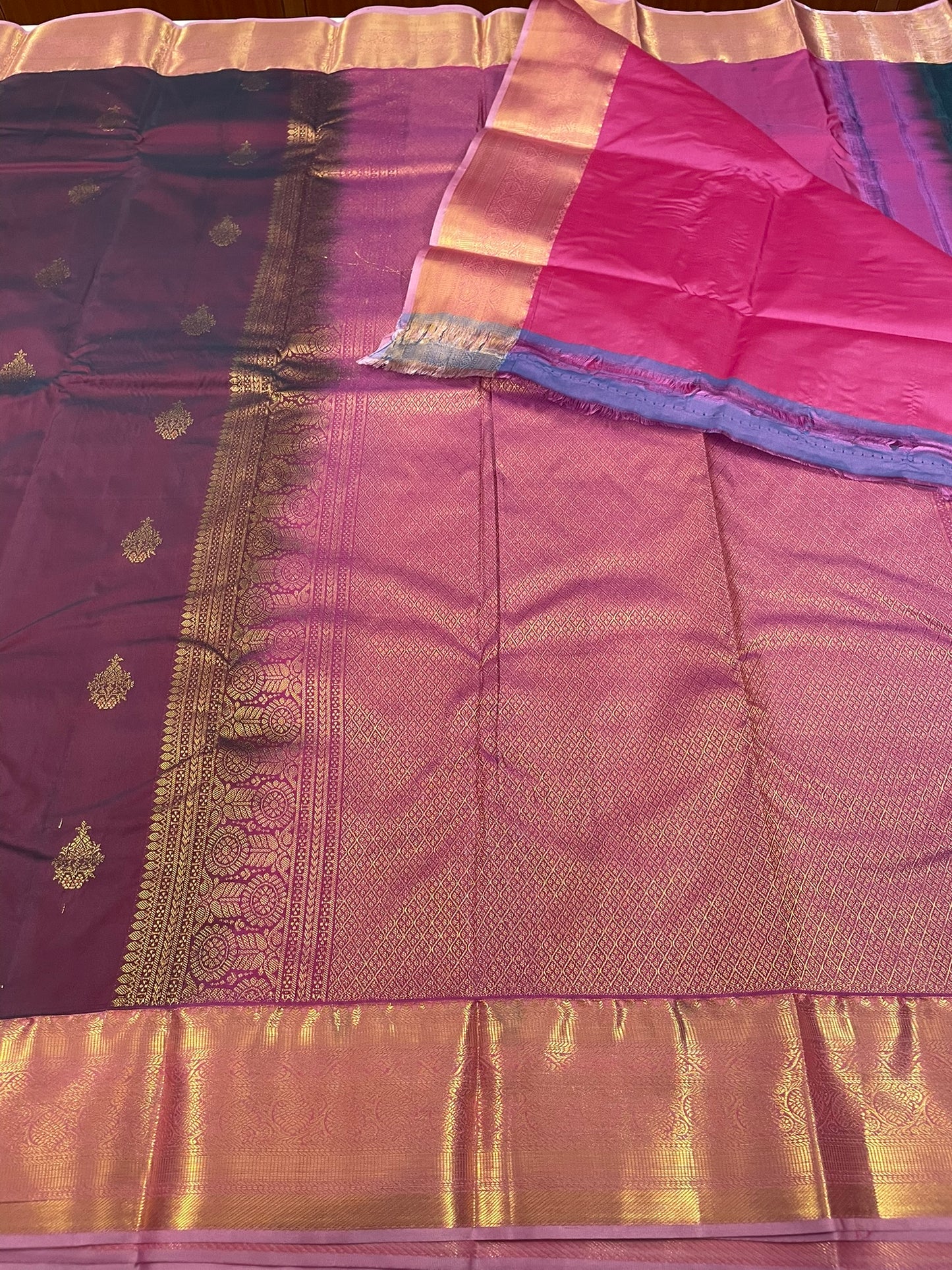 Gift Saree SBF6D1-61 By SRISHTA