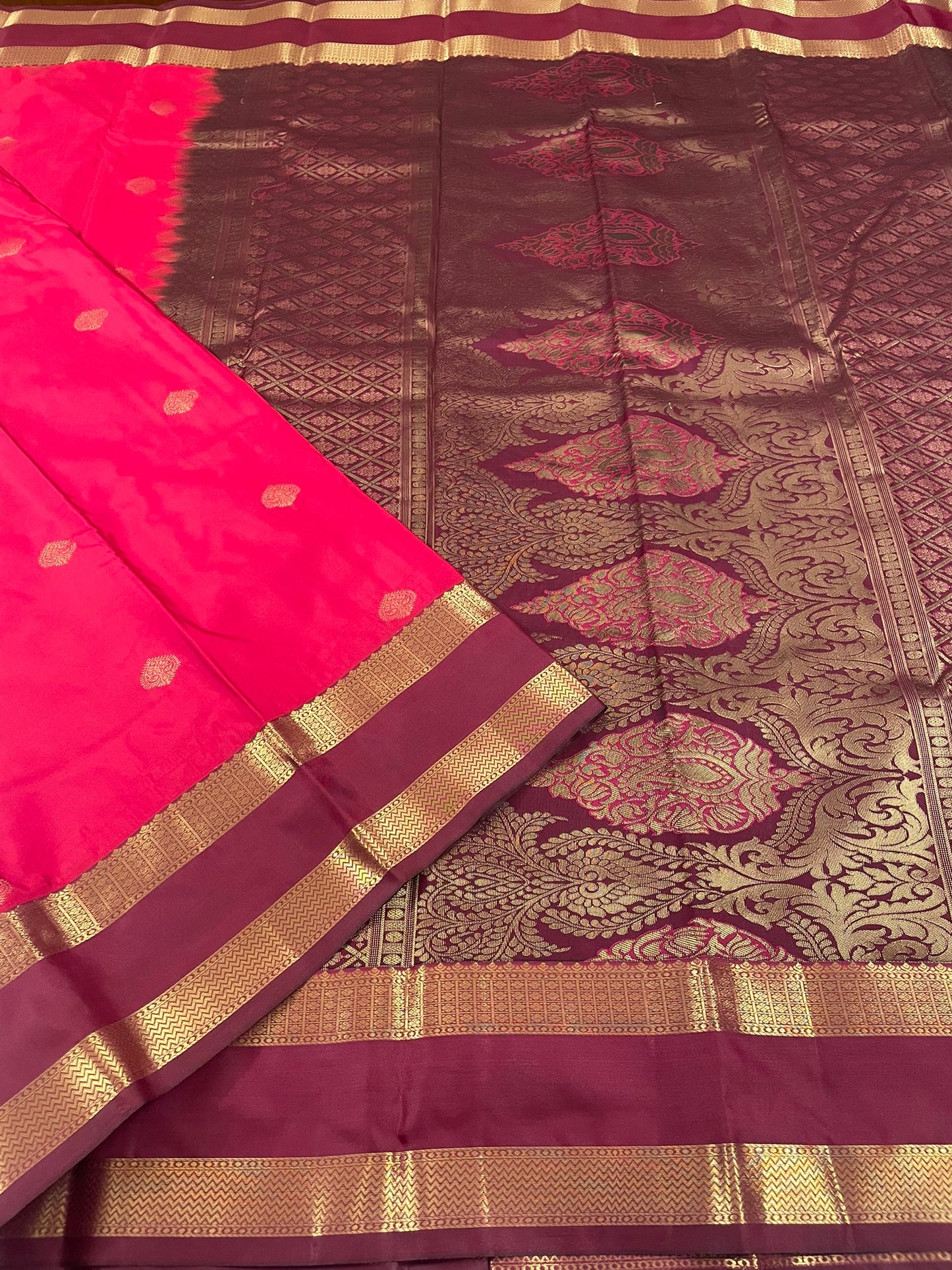 Gift Saree SBF6D1-4 By SRISHTA