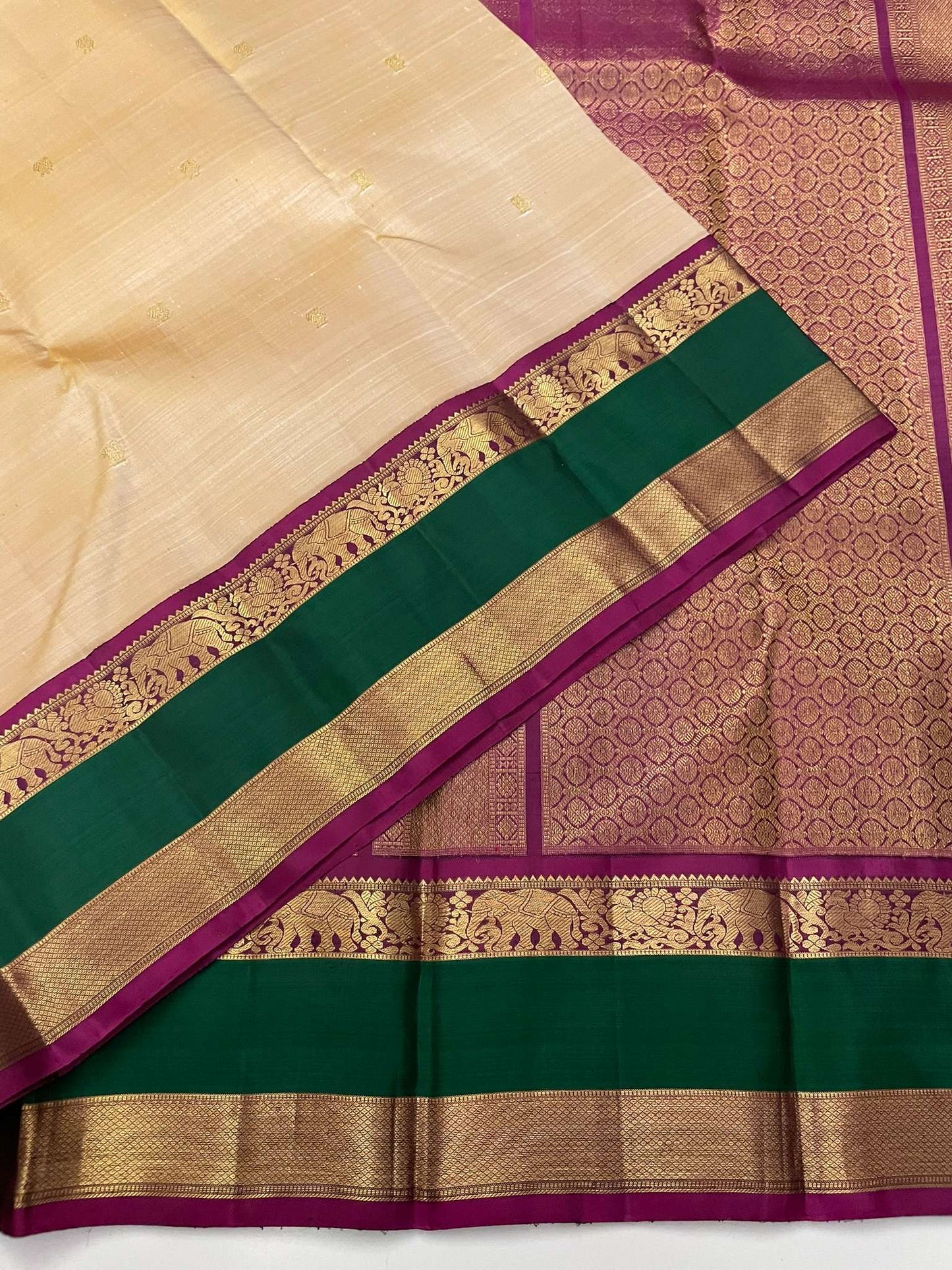 Kanchivaram Silk SBE115I7-1 By SRISHTA