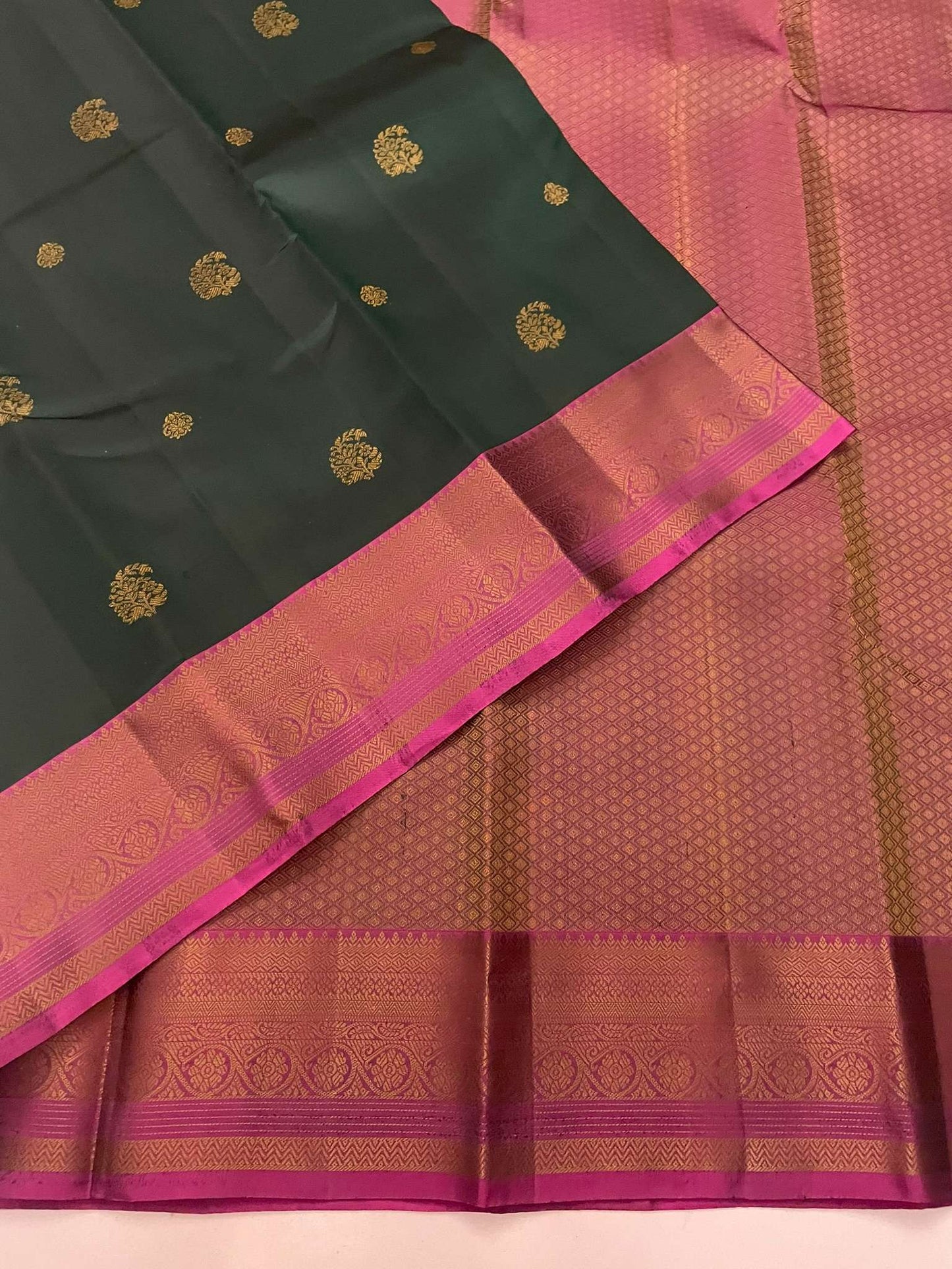 Kanchivaram Silk SBE119I1-1 By SRISHTA