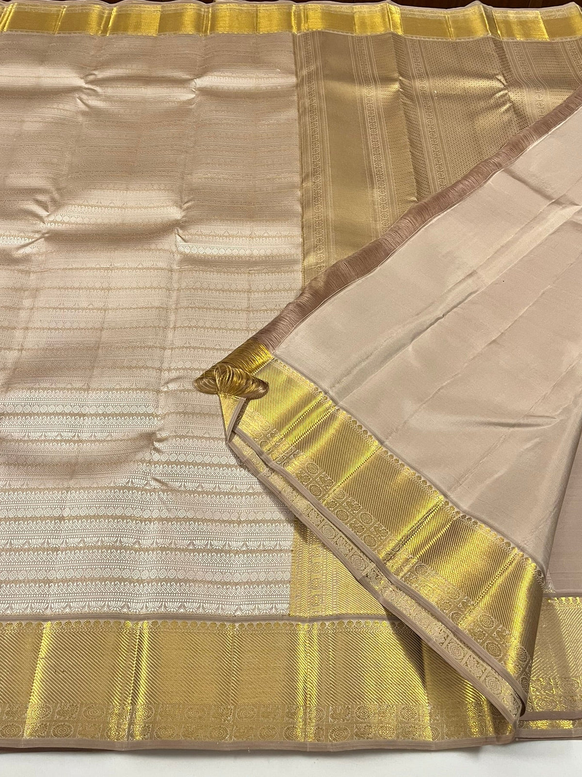 Kanchivaram Silk SBF104H11-5 By SRISHTA