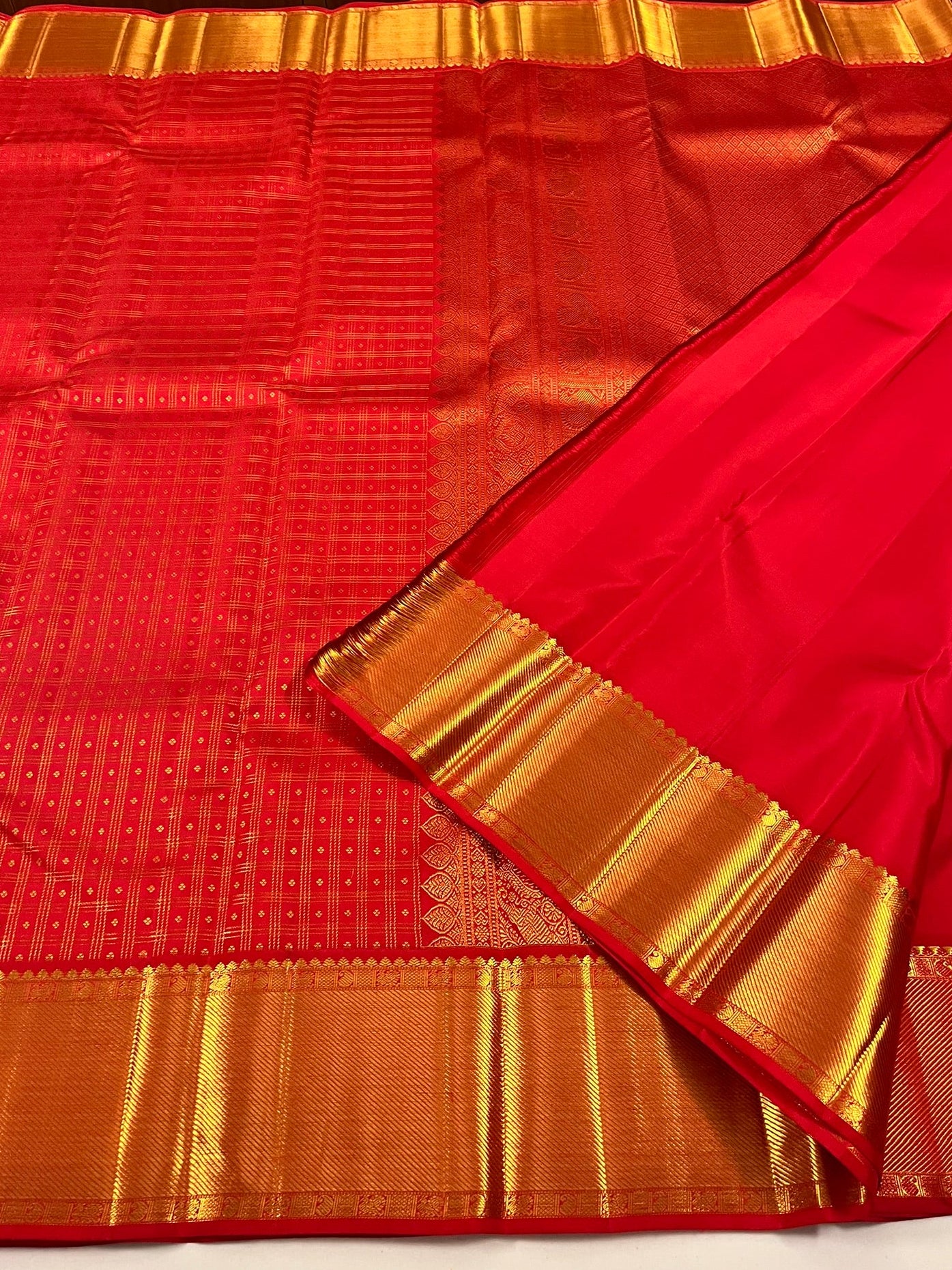 Kanchivaram Silk SBF104H6-1 By SRISHTA