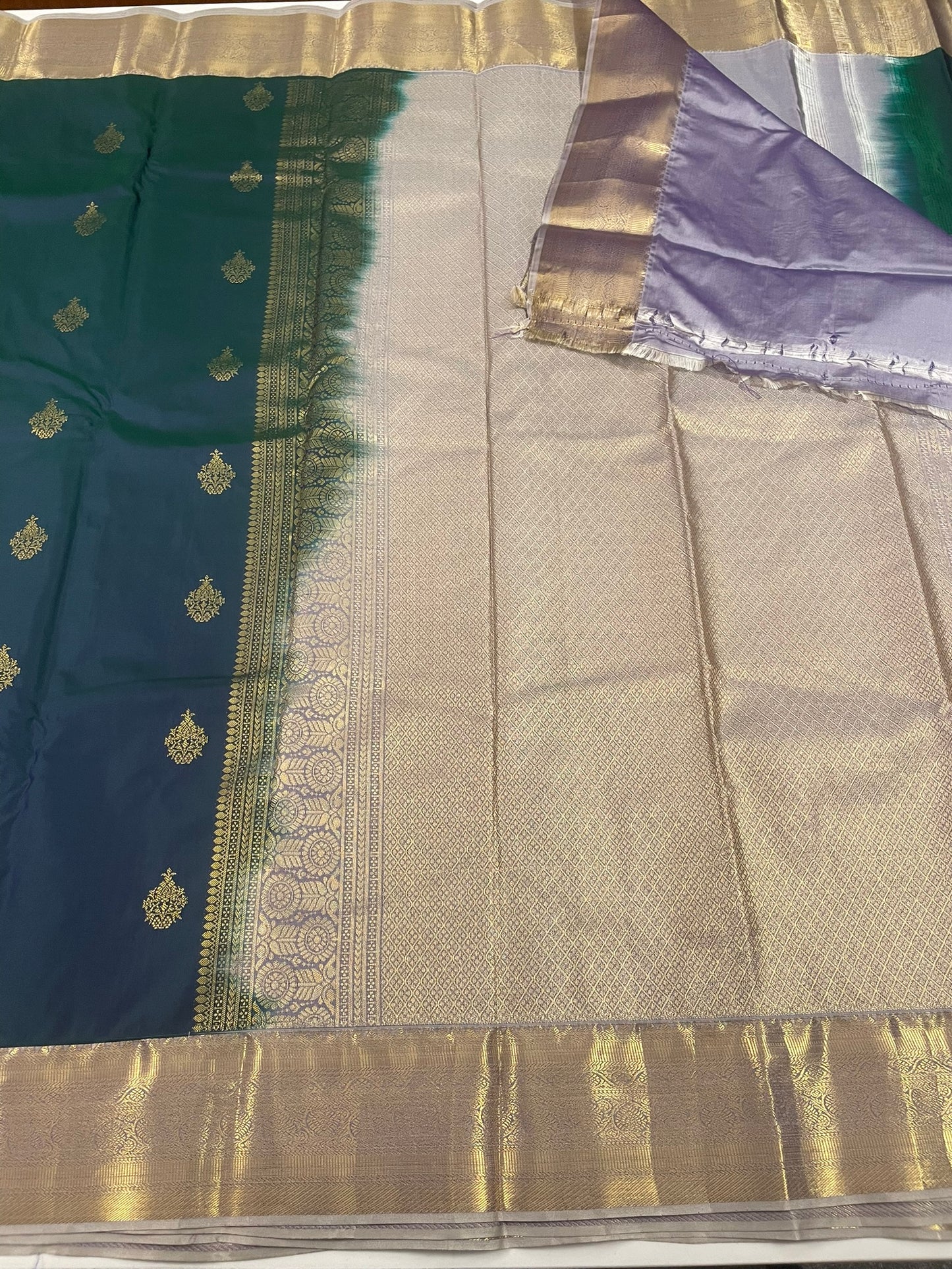 Gift Saree SBF6D1-66 By SRISHTA