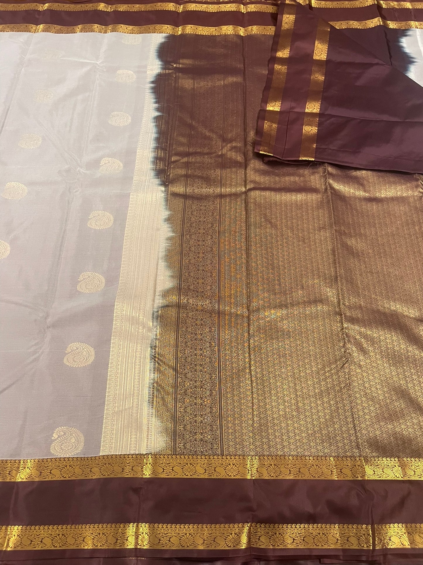 Gift Saree SBF6D1-65 By SRISHTA