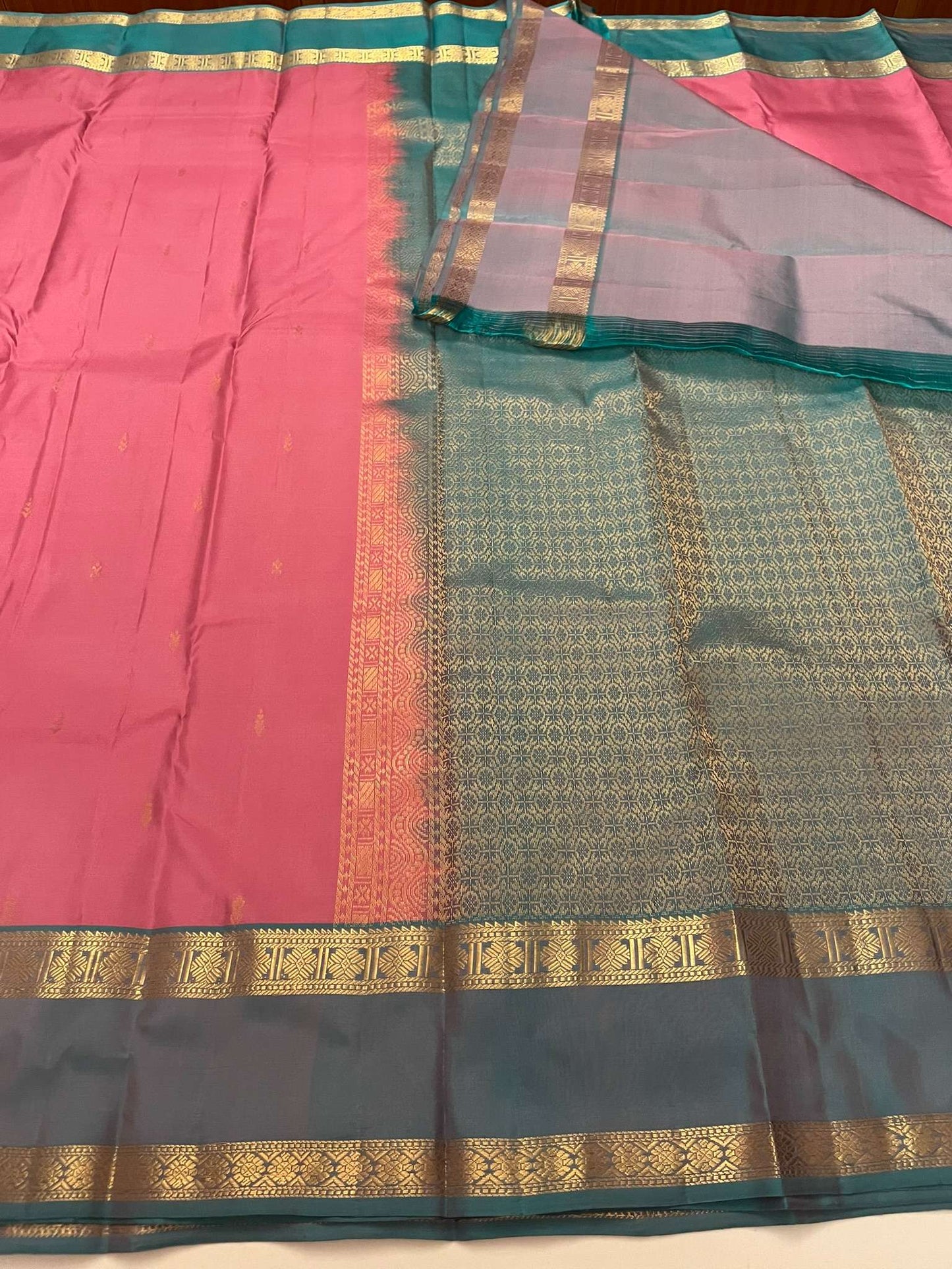 Kanchivaram Silk SBE119I28-1 By SRISHTA