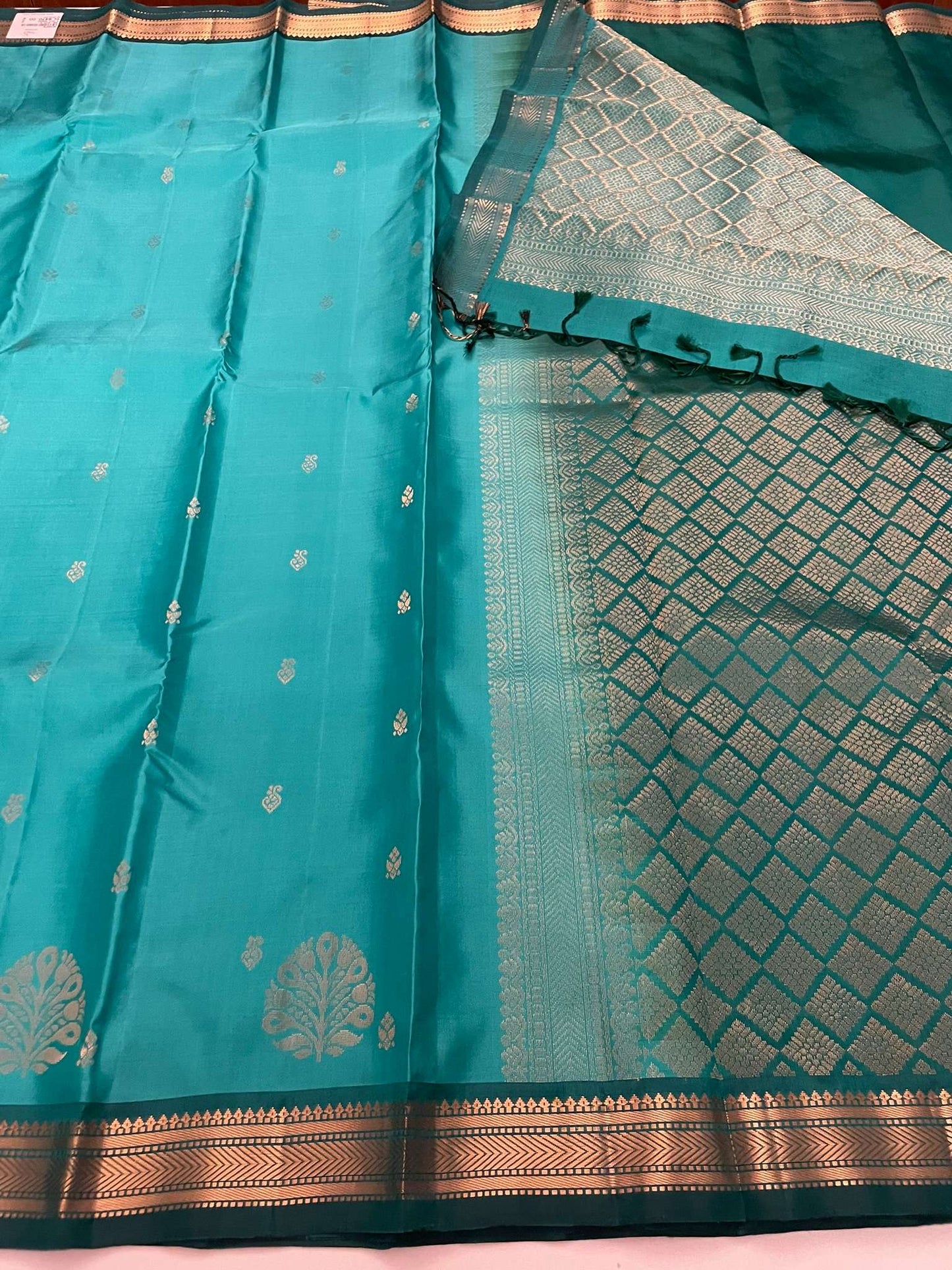 Kanchivaram Silk SBE119I24-6 By SRISHTA
