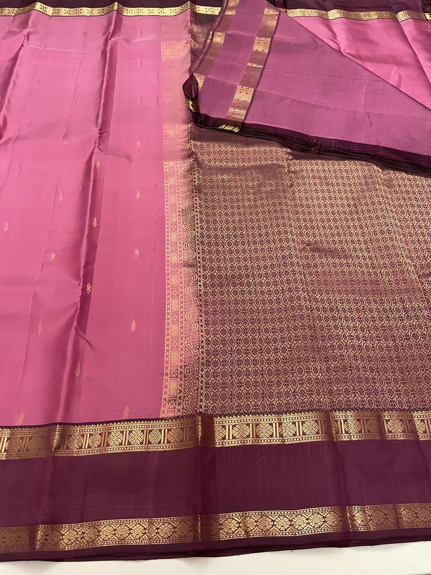 Kanchivaram Silk SBE119I28-2 By SRISHTA