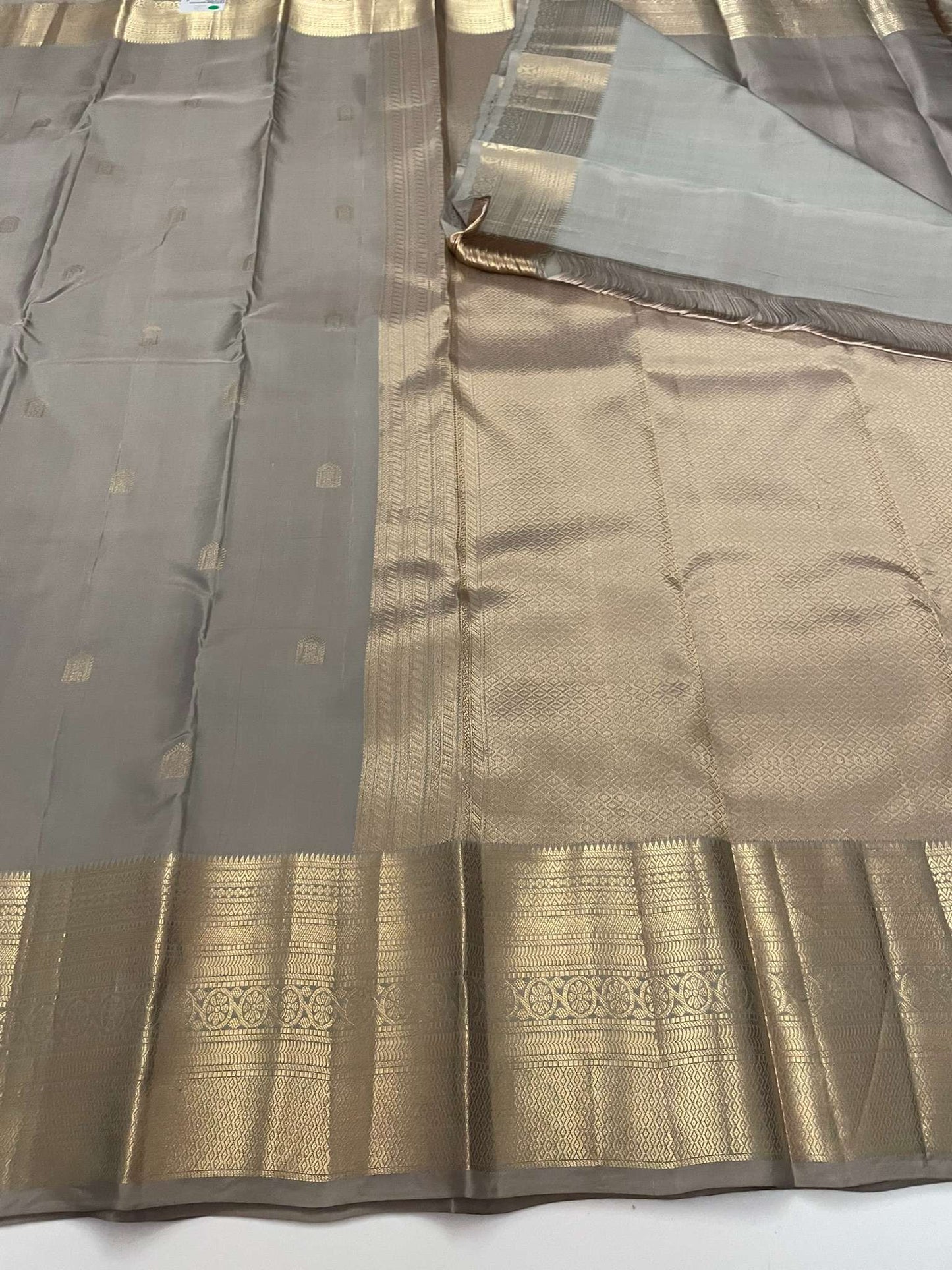 Kanchivaram Silk SBE119I22-2 By SRISHTA