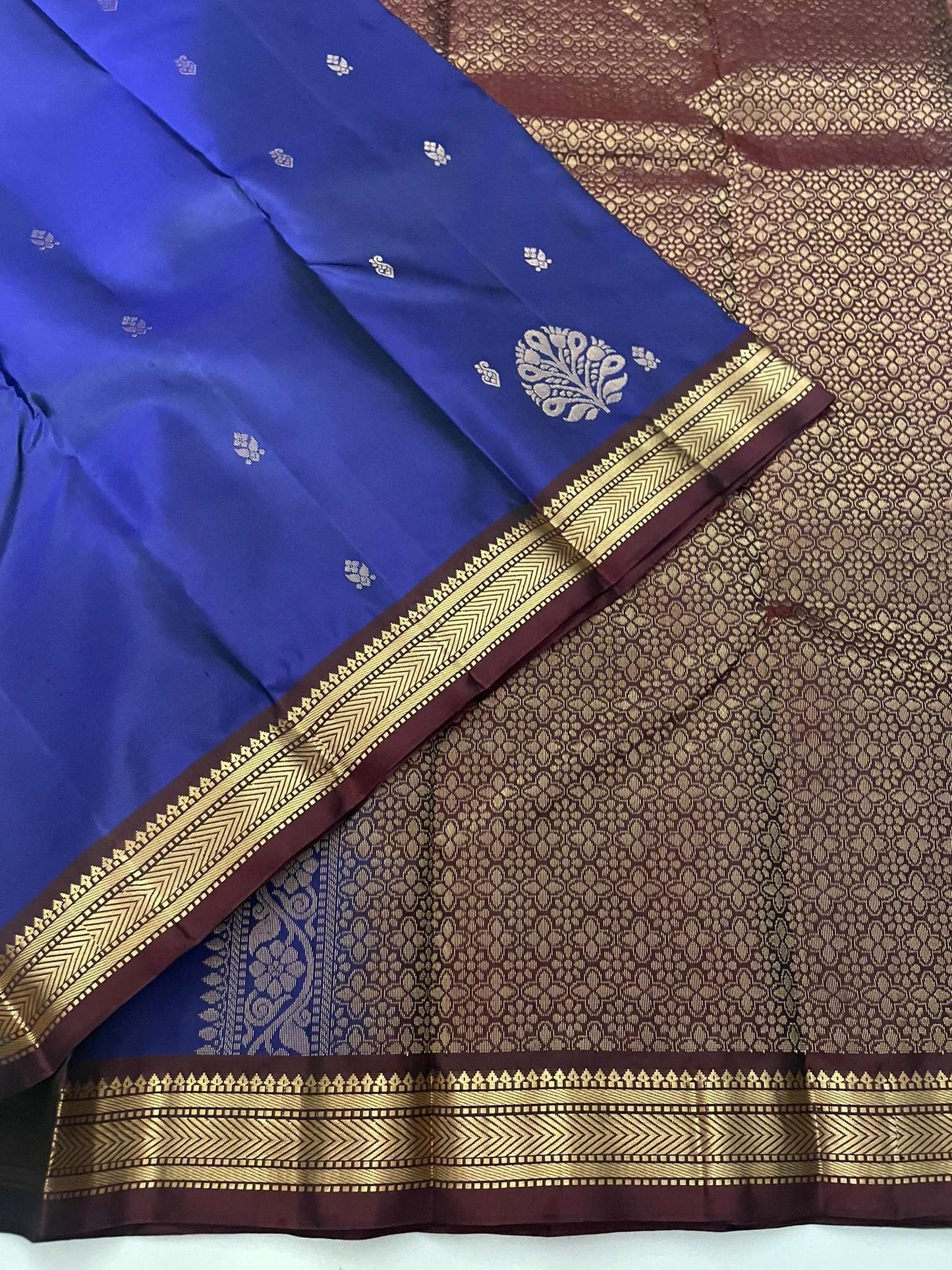 Kanchivaram Silk SBE119I24-7 By SRISHTA