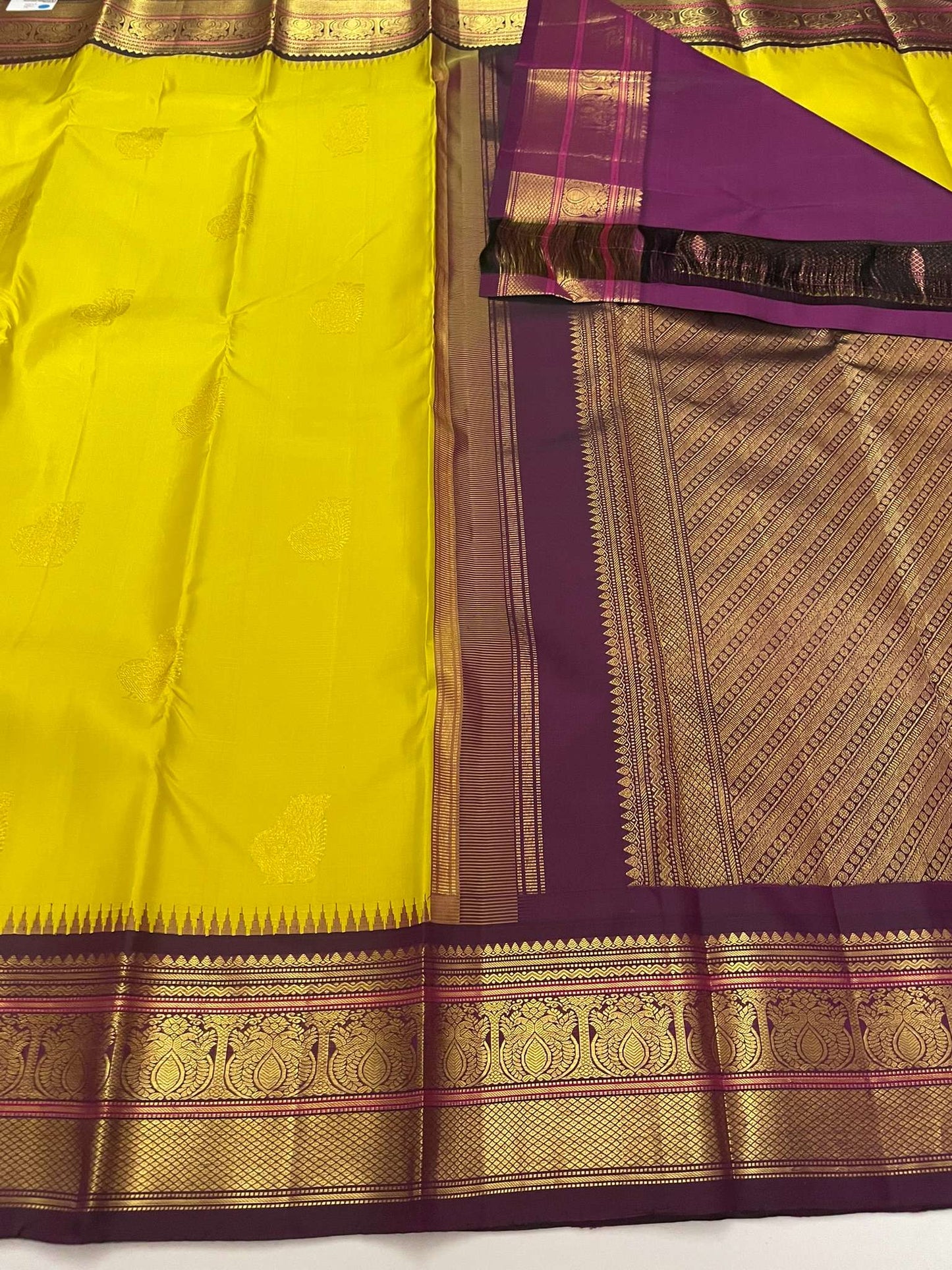 Kanchivaram Silk SBE123I1-1 By SRISHTA