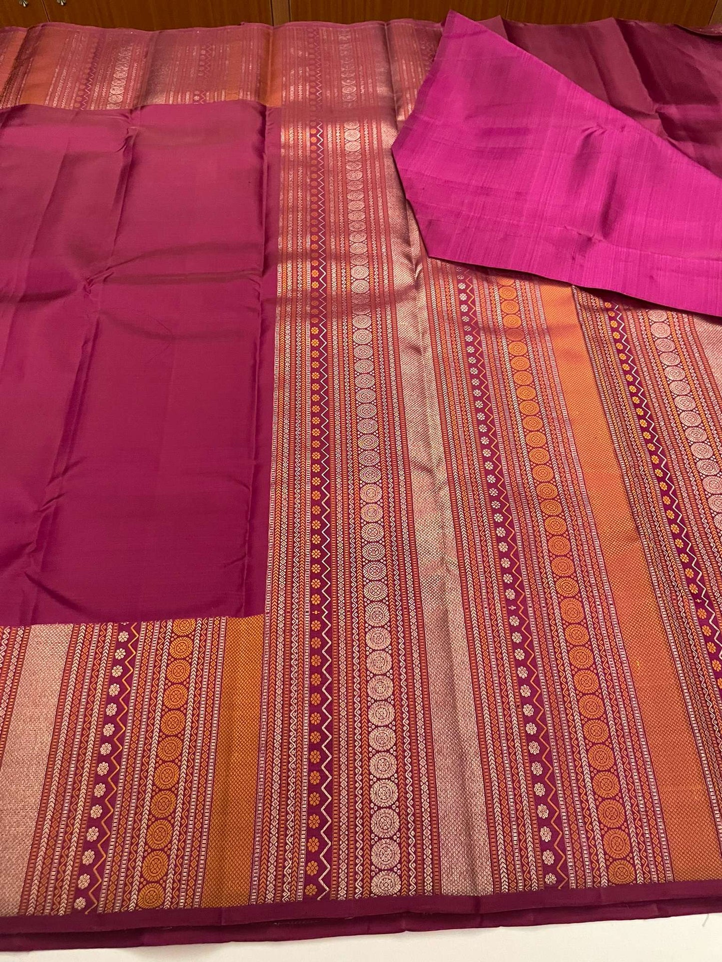 Kanchivaram Silk SBE124I1-2 By SRISHTA