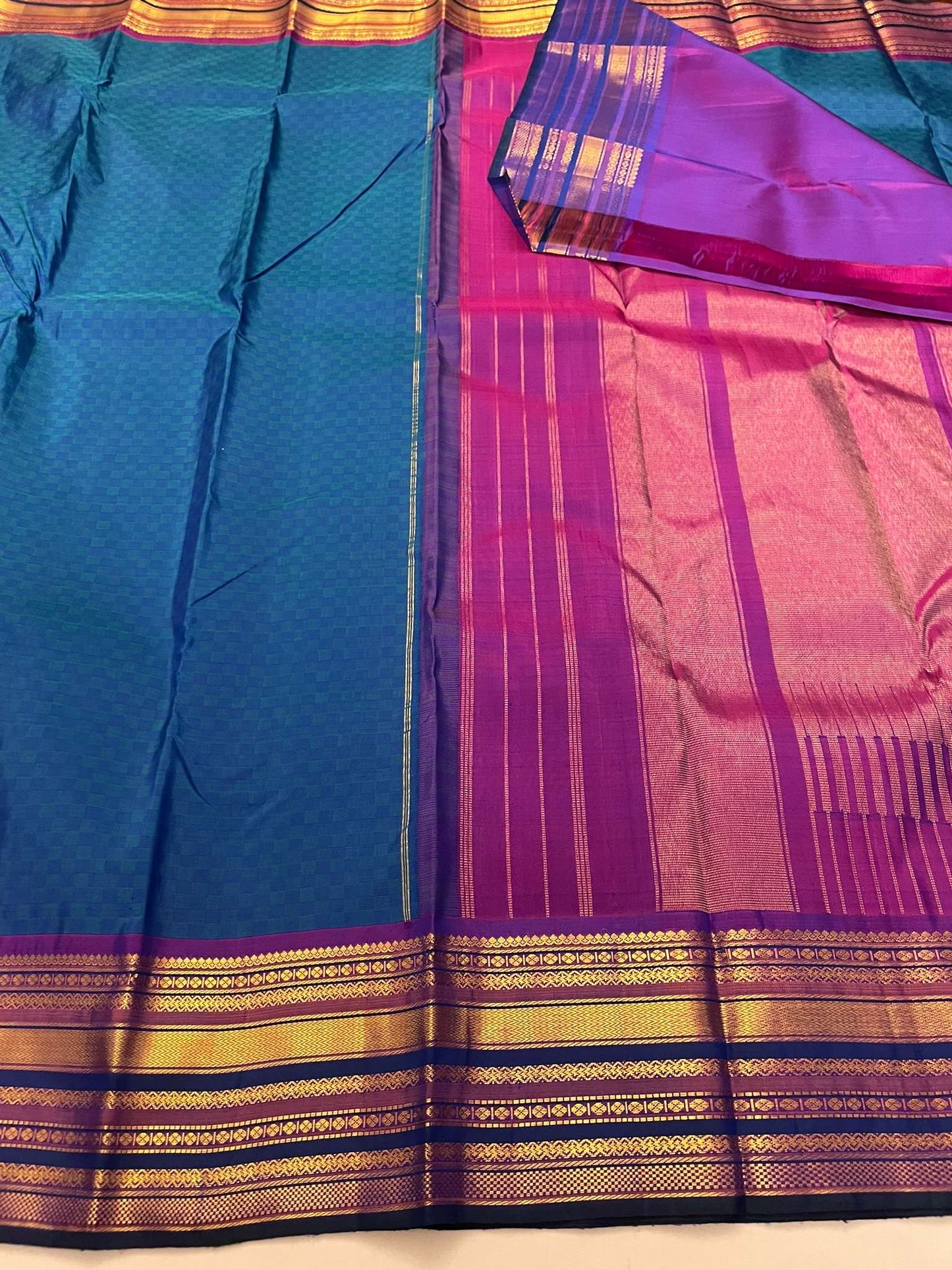 Kanchivaram Silk SBE128I5-1 By SRISHTA