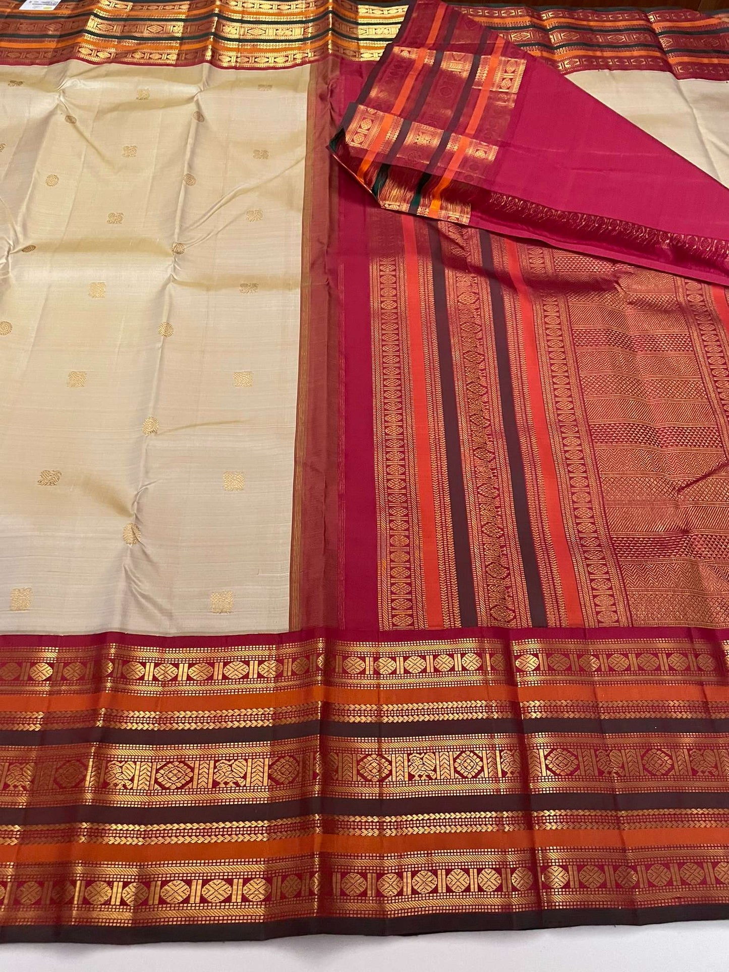 Kanchivaram Silk SBE130I3-1 By SRISHTA