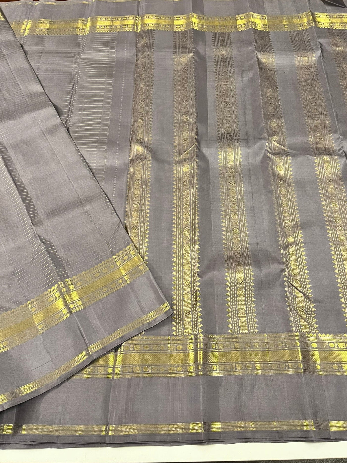 Kanchivaram Silk SBF118I13-1 By SRISHTA