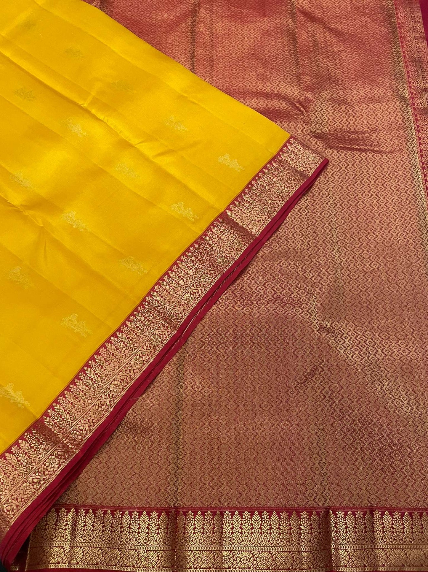 Kanchivaram Silk SBE228A33-5 By SRISHTA