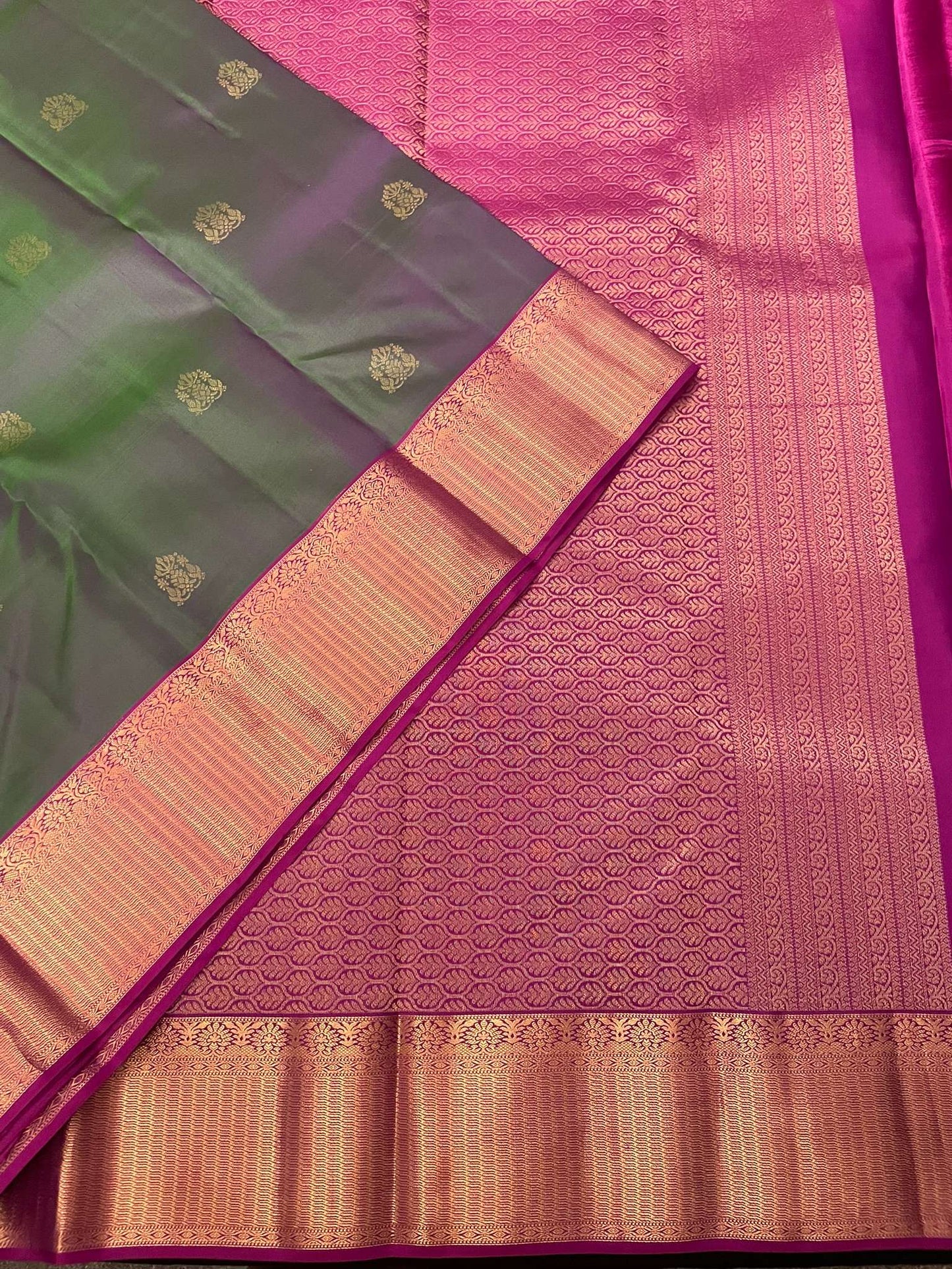 Kanchivaram Silk SBE228A35-1 By SRISHTA