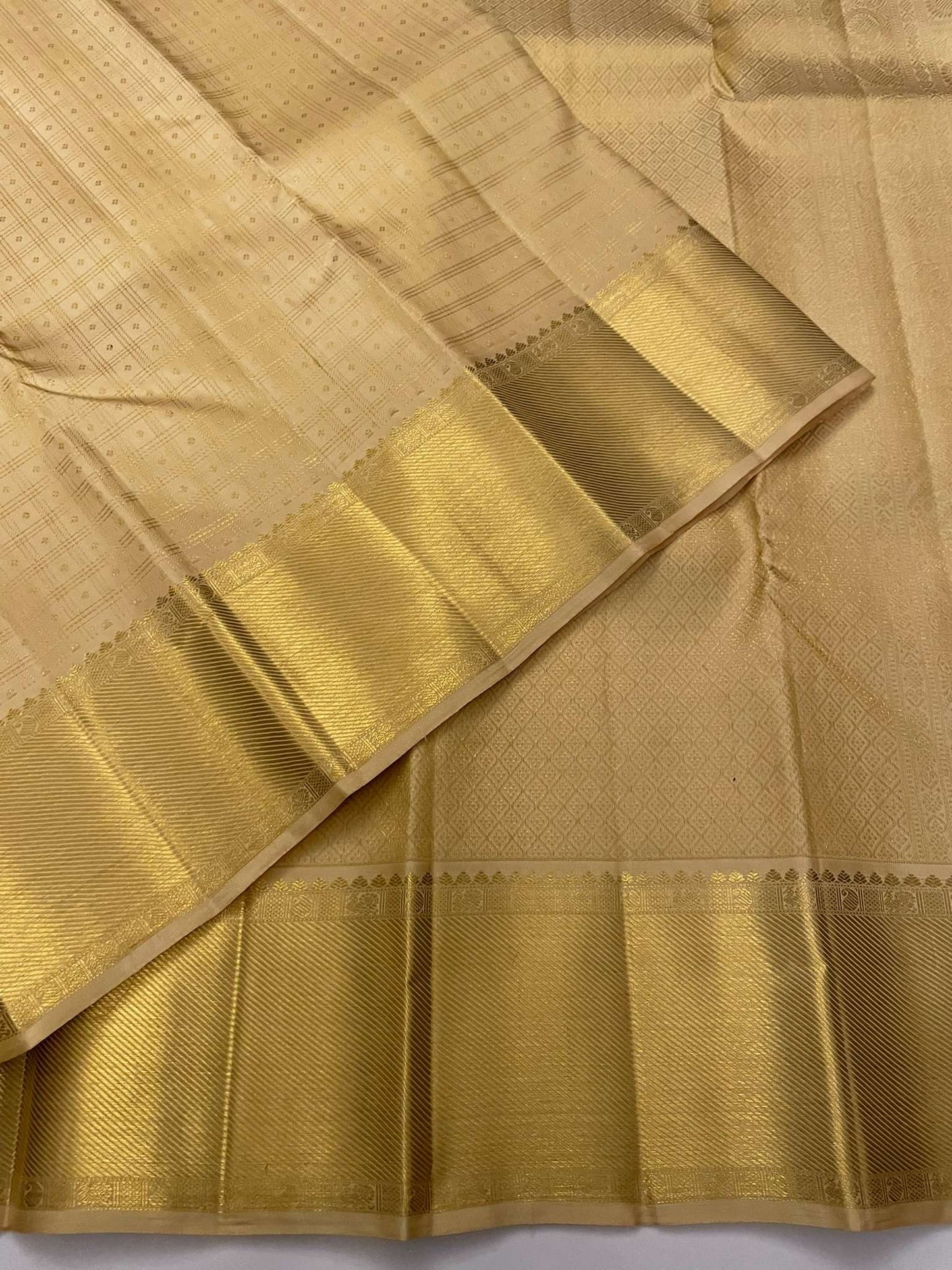Kanchivaram Silk SBE131I7-9 By SRISHTA