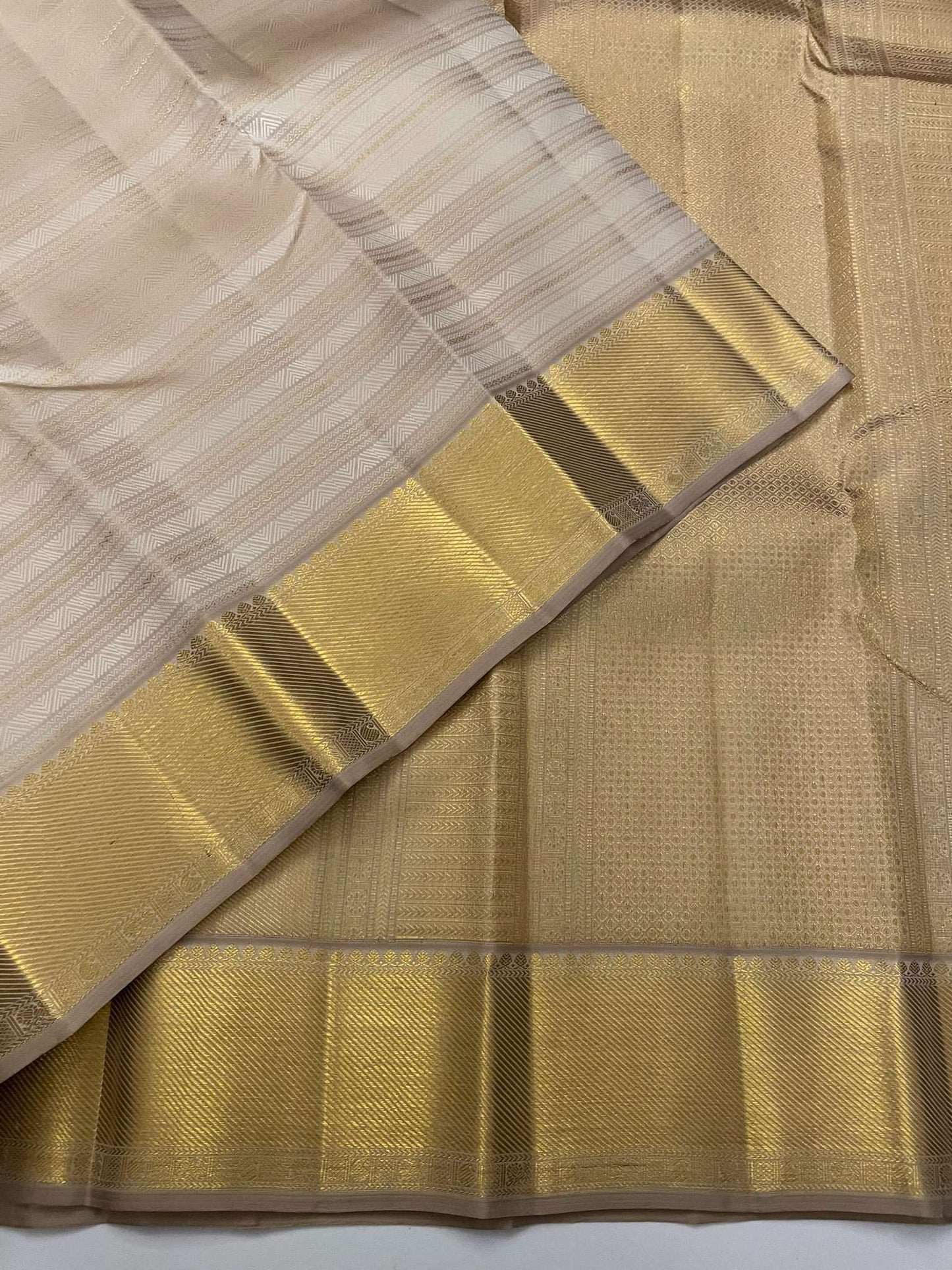 Kanchivaram Silk SBE131I10-4 By SRISHTA