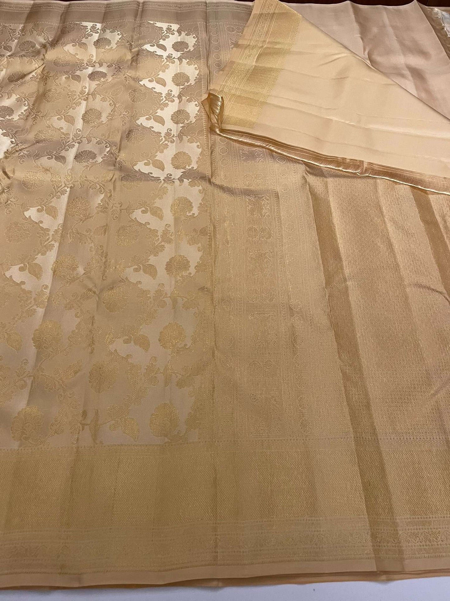 Kanchivaram Silk SBE131I7-16 By SRISHTA