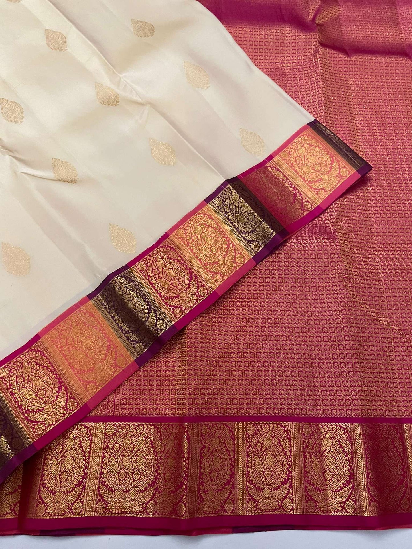 Kanchivaram Silk SBE131I8-12 By SRISHTA