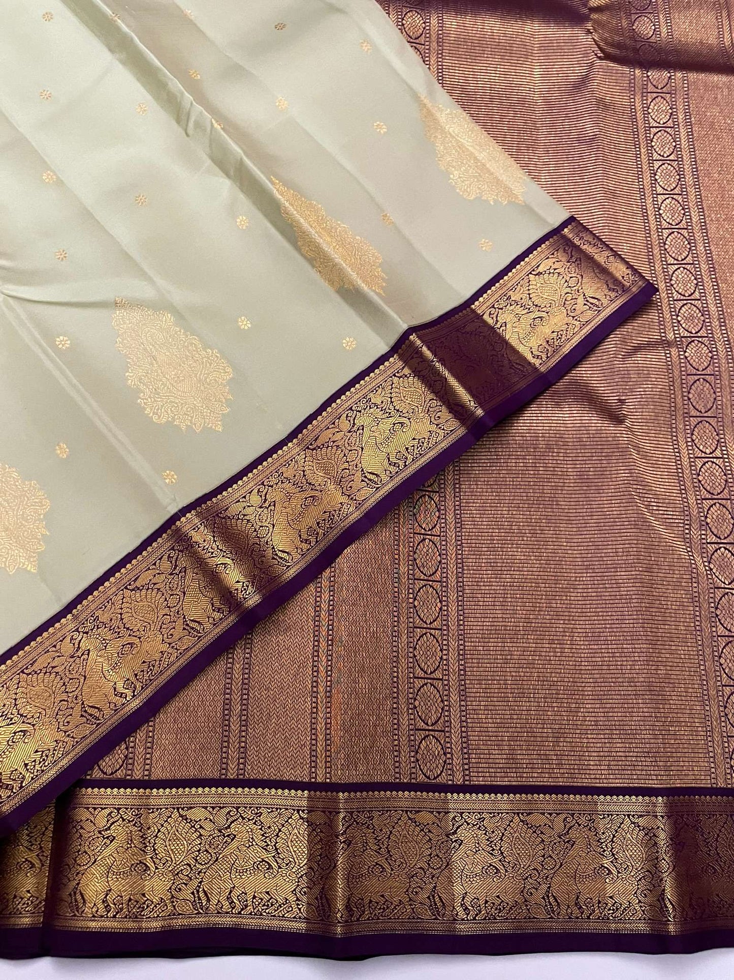 Kanchivaram Silk SBE131I8-1 By SRISHTA